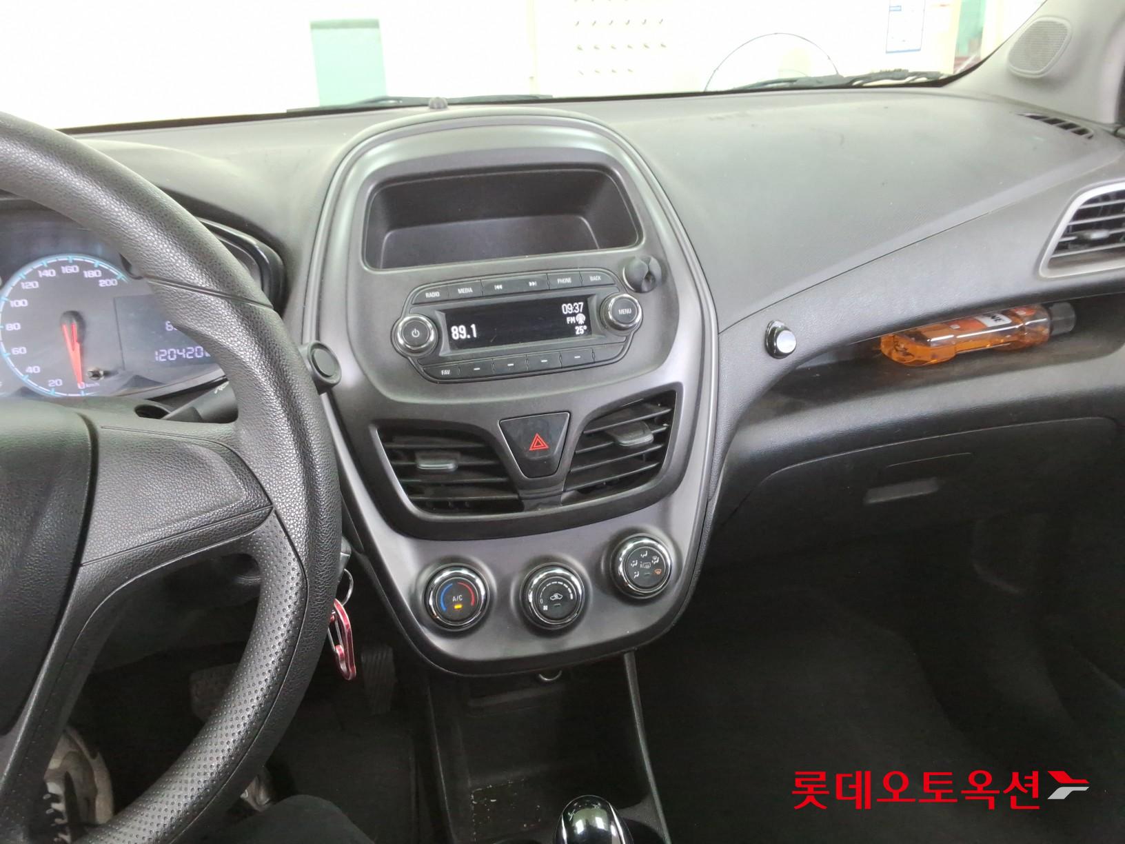 2019 - chevrolet spark