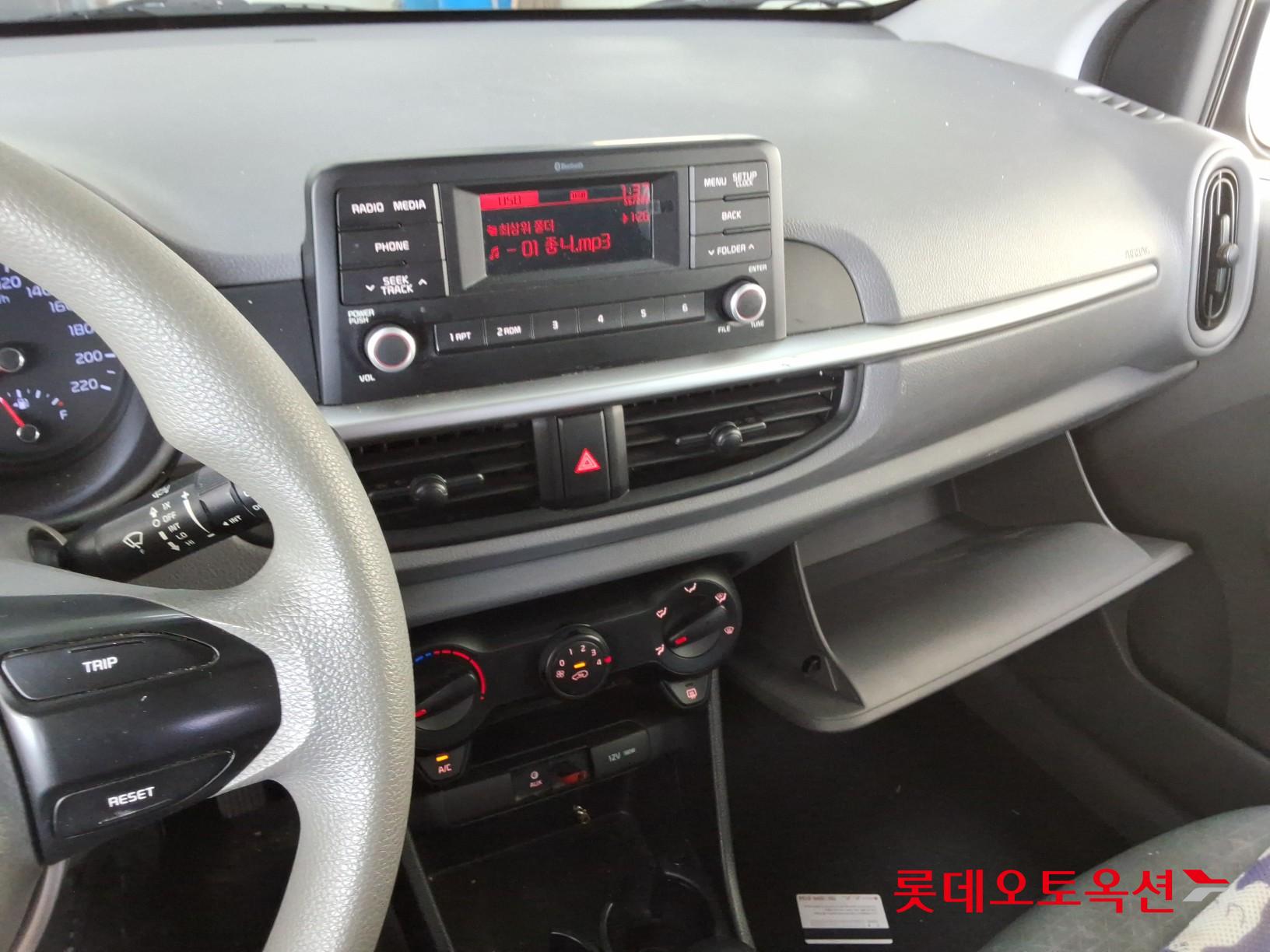 2019 - kia morning