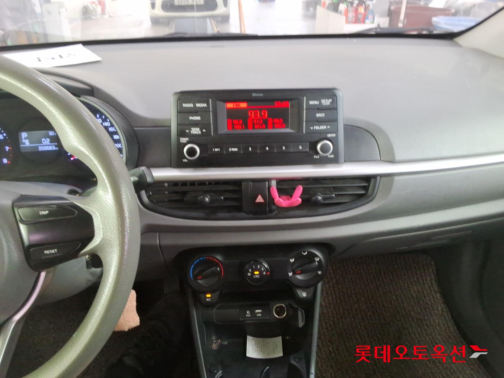 2019 - kia morning