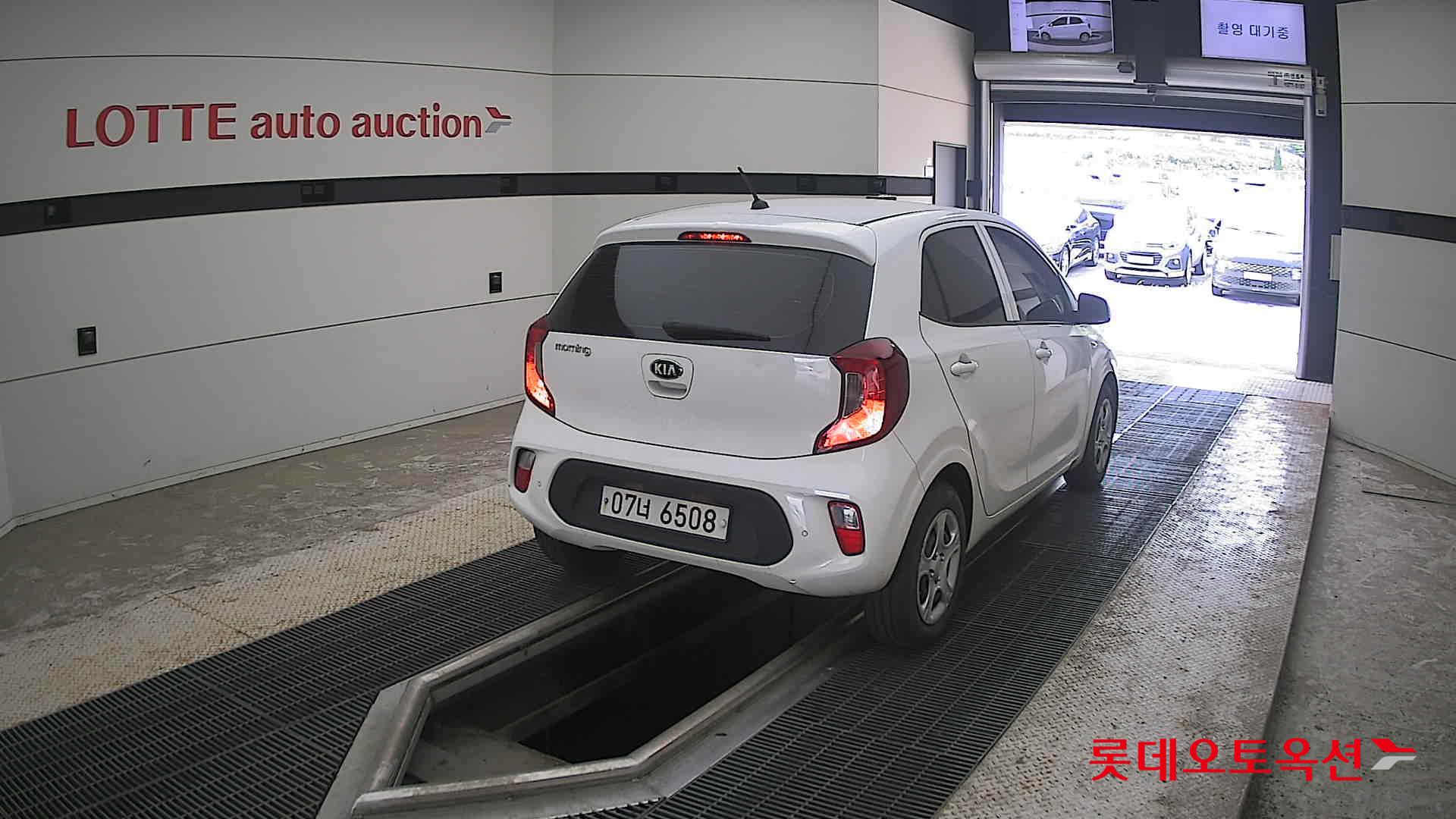 2019 - kia morning