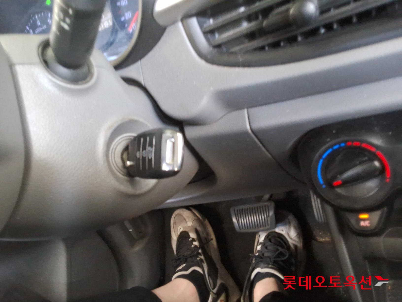 2019 - kia morning