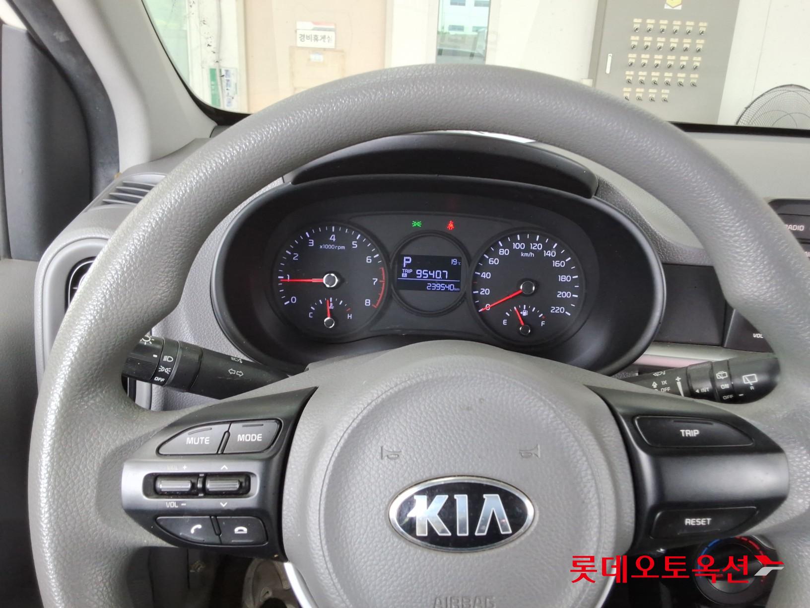 2020 - kia morning