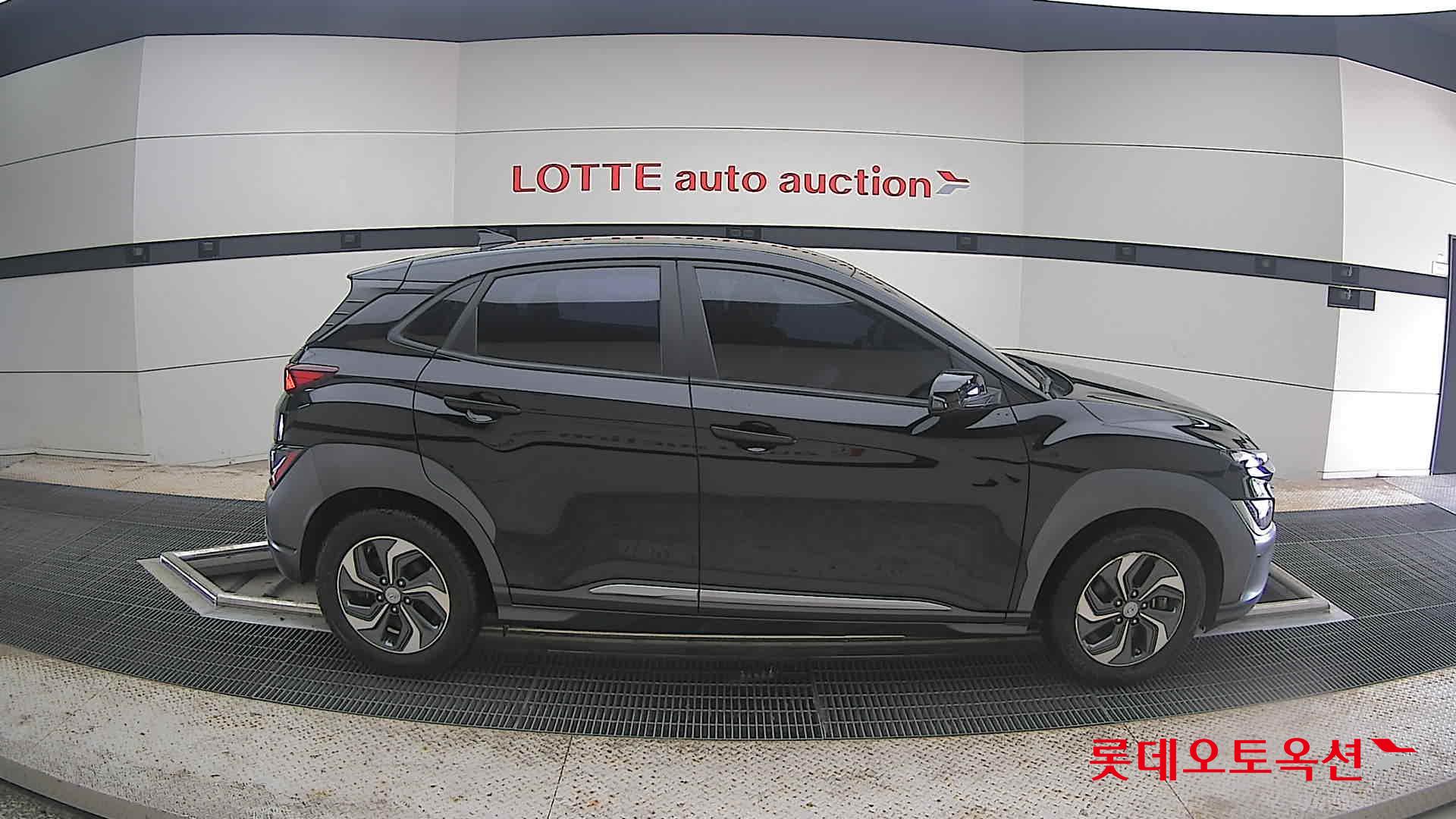 2021 - hyundai kona