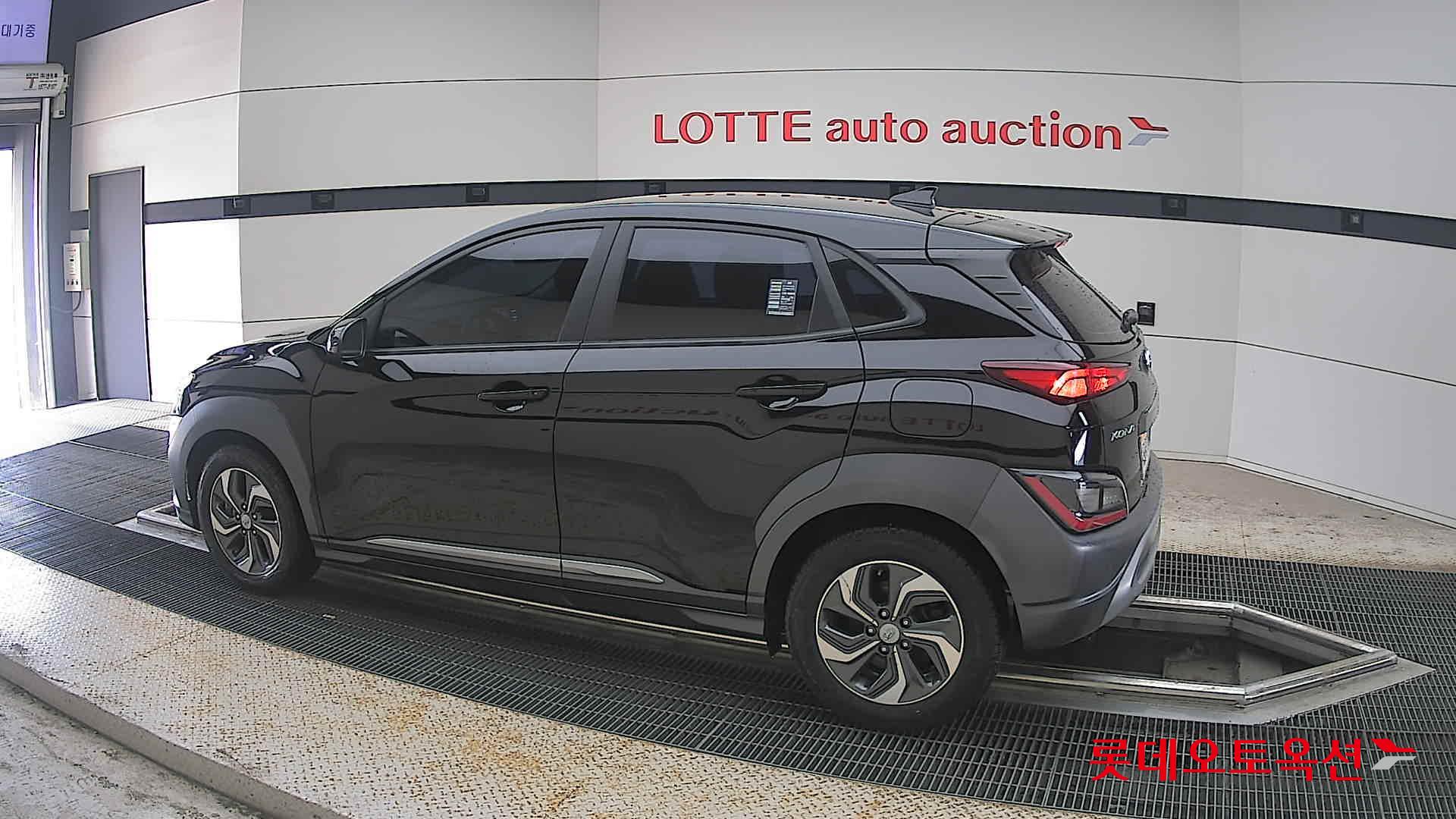 2021 - hyundai kona