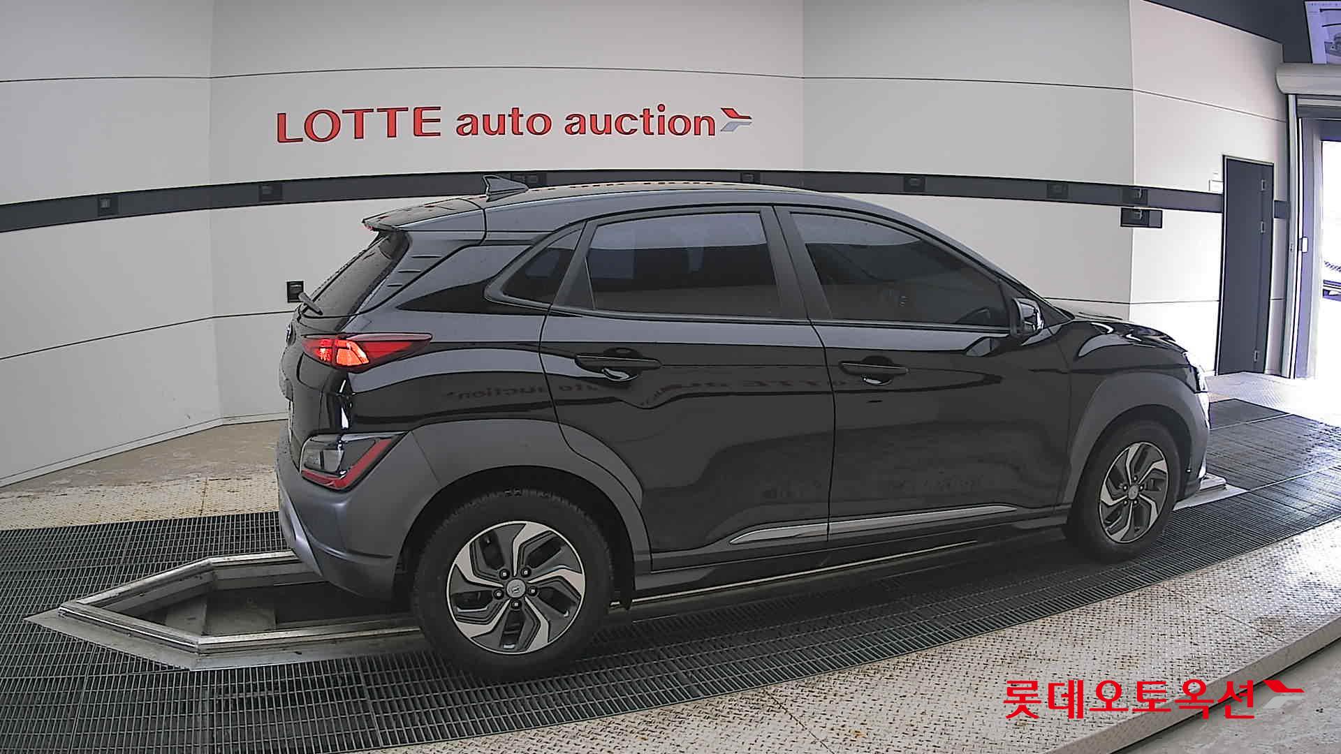 2021 - hyundai kona