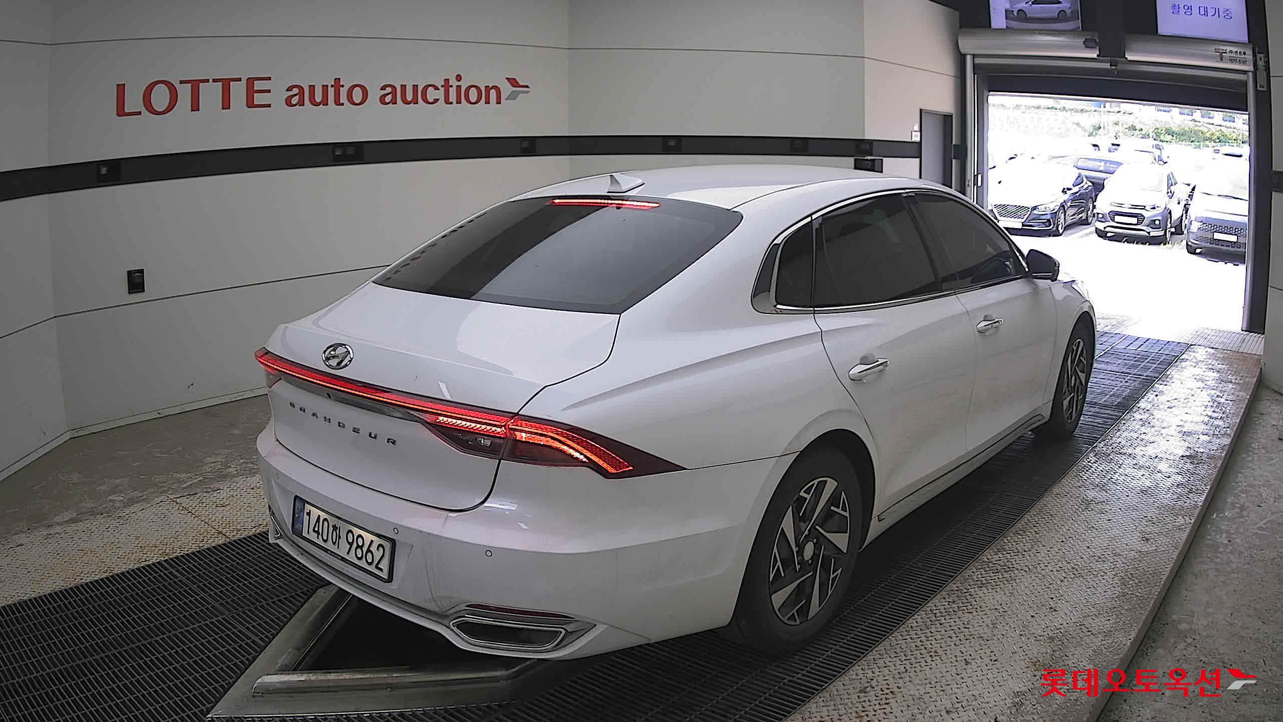 2021 - hyundai grandeur
