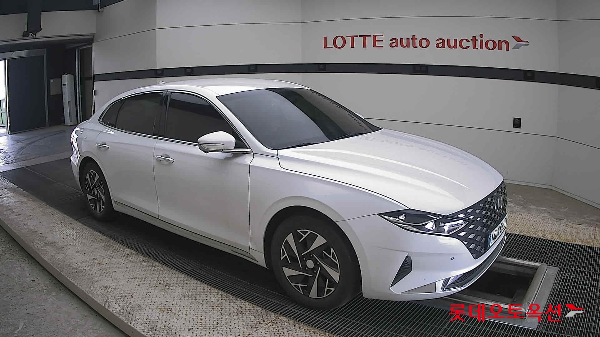 2021 - hyundai grandeur