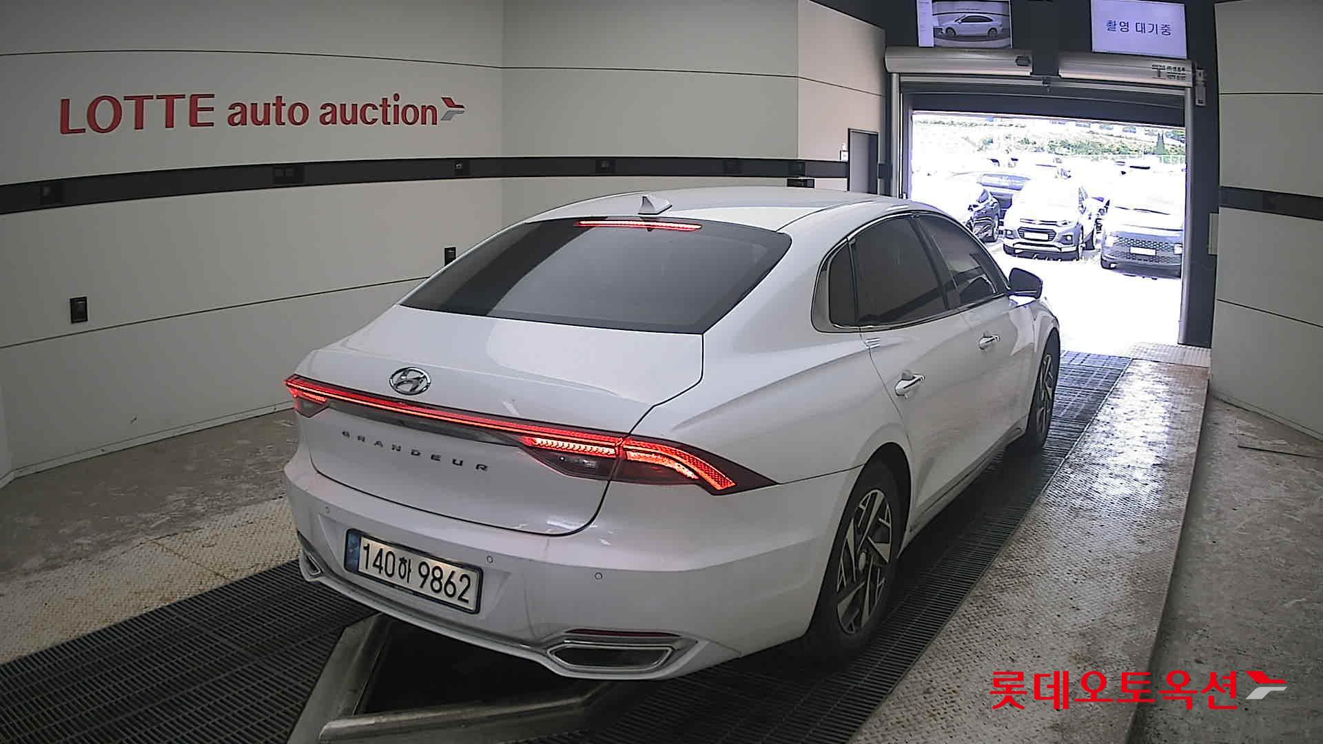 2021 - hyundai grandeur