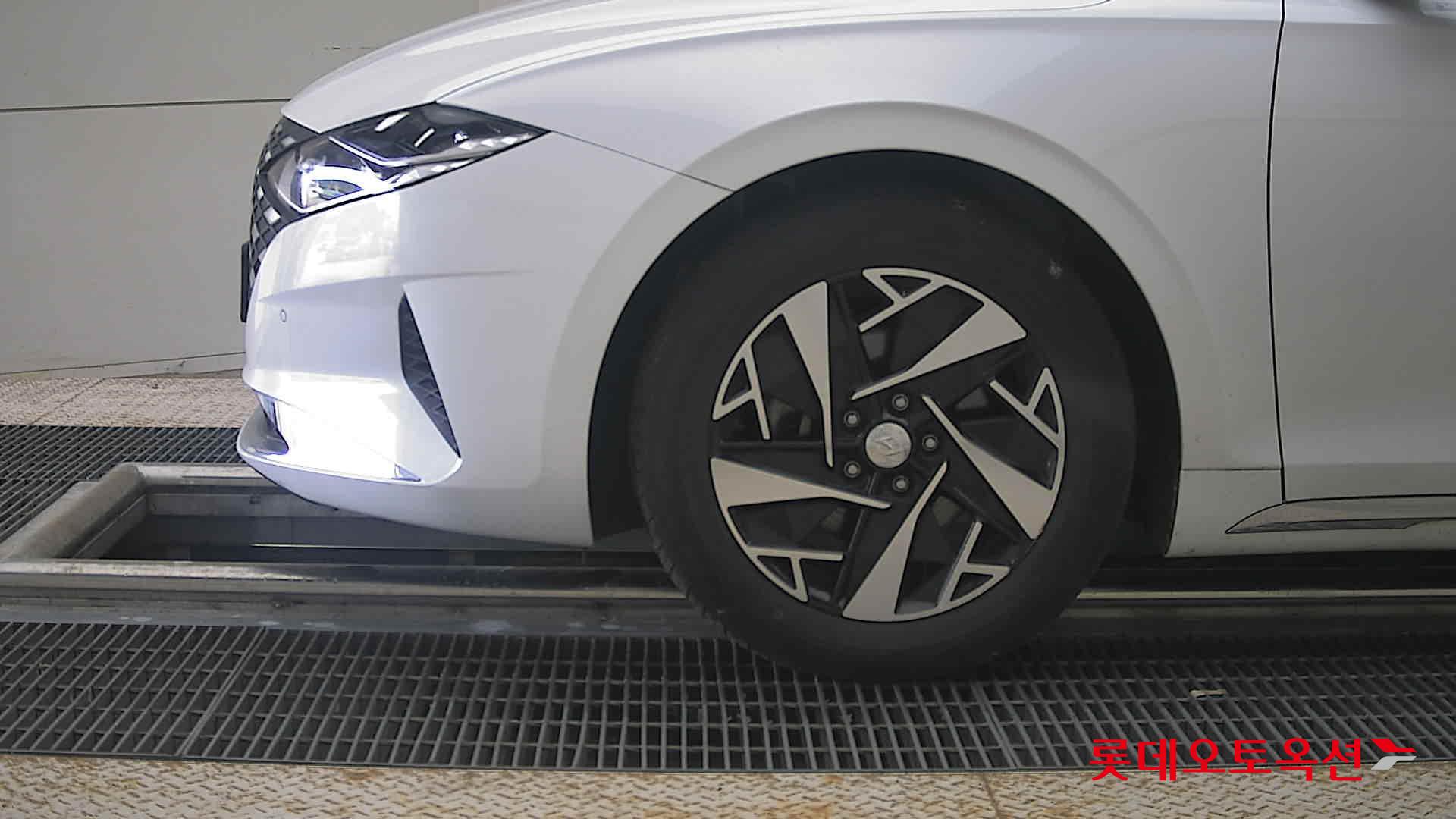 2021 - hyundai grandeur