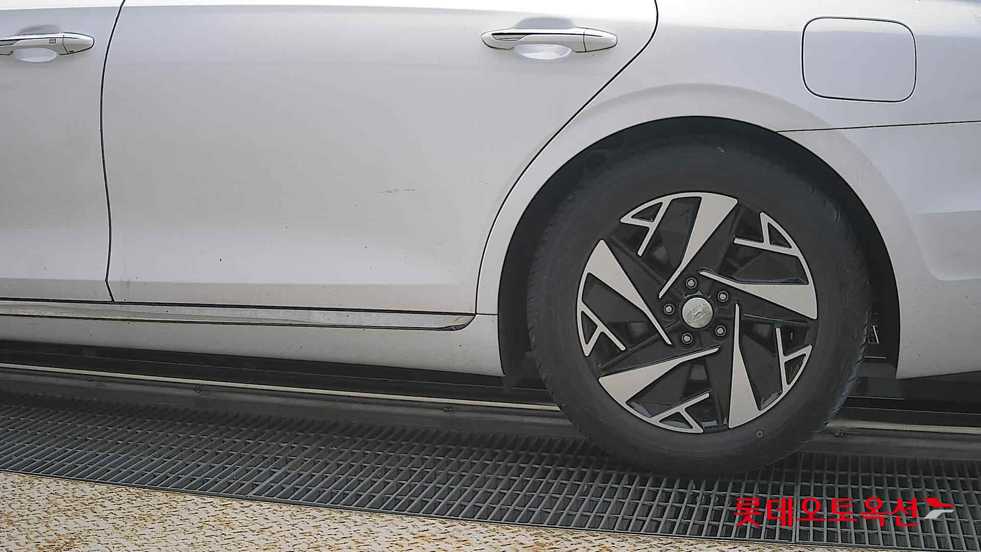 2021 - hyundai grandeur