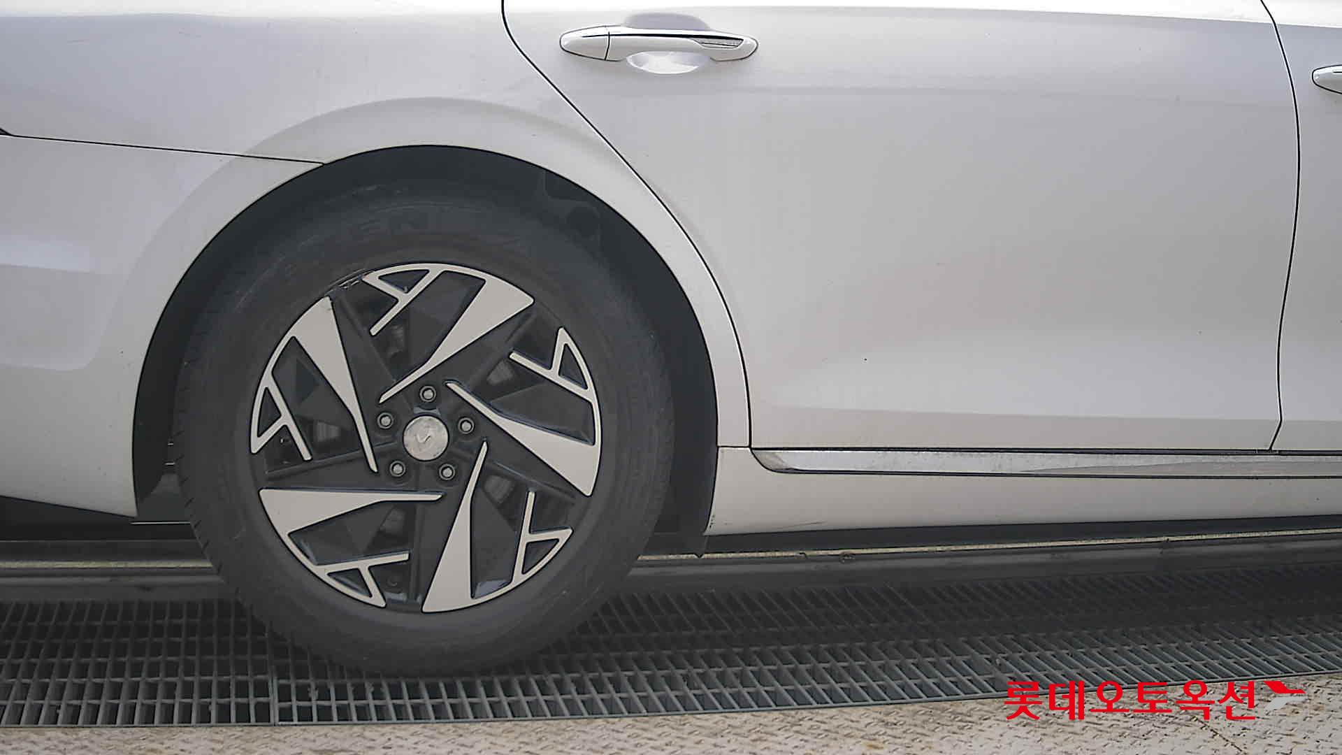 2021 - hyundai grandeur