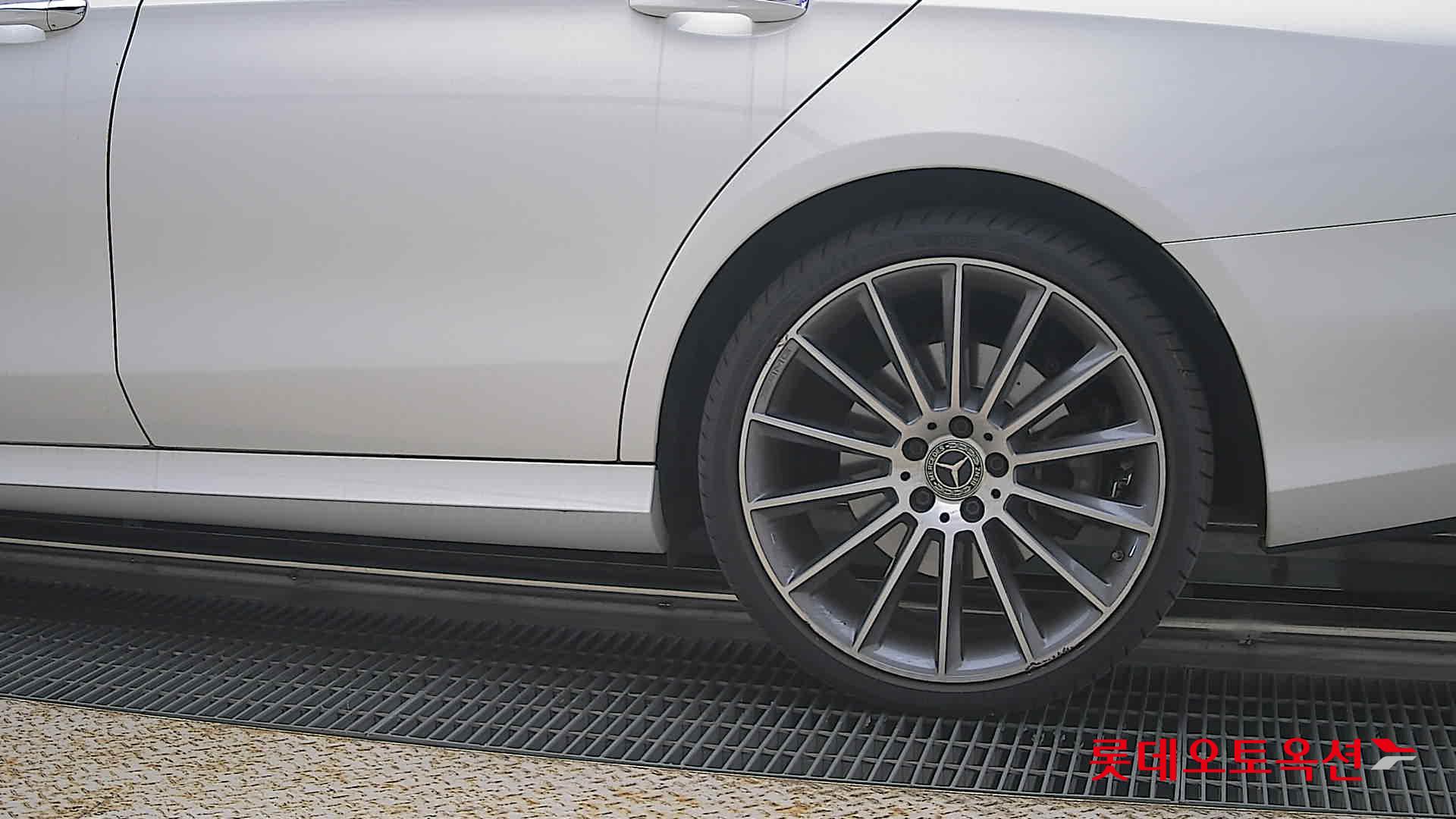 2022 - mercedes-benz e350