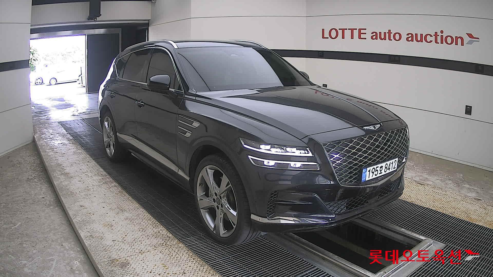 2023 - genesis gv80