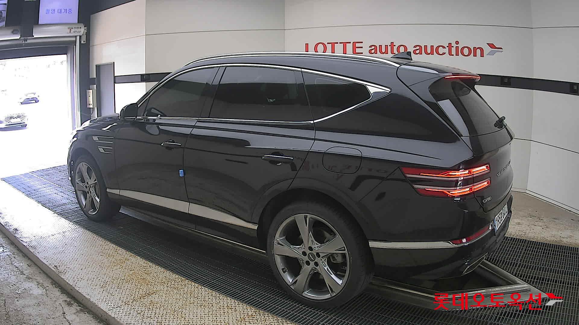 2023 - genesis gv80