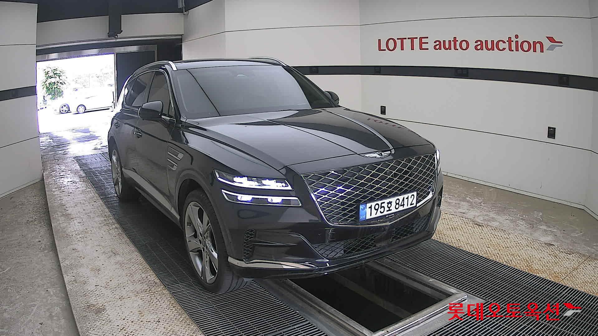 2023 - genesis gv80