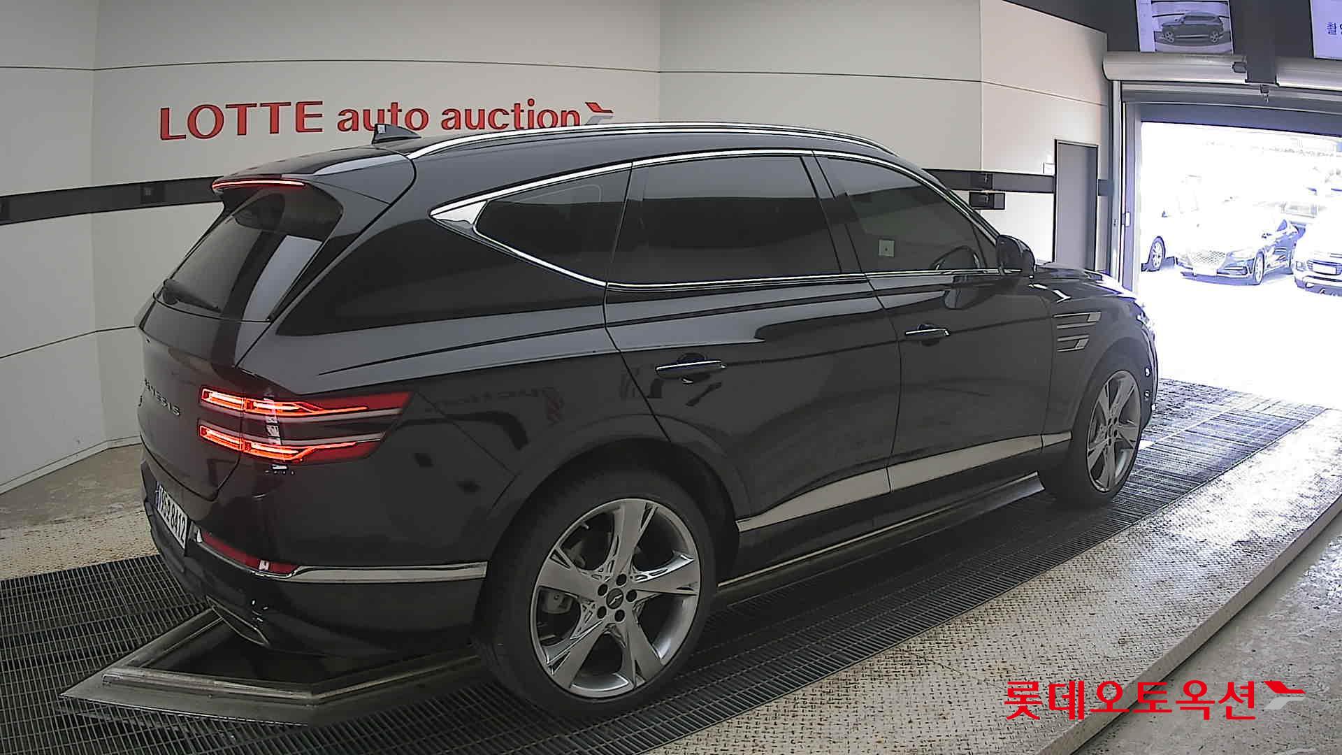 2023 - genesis gv80