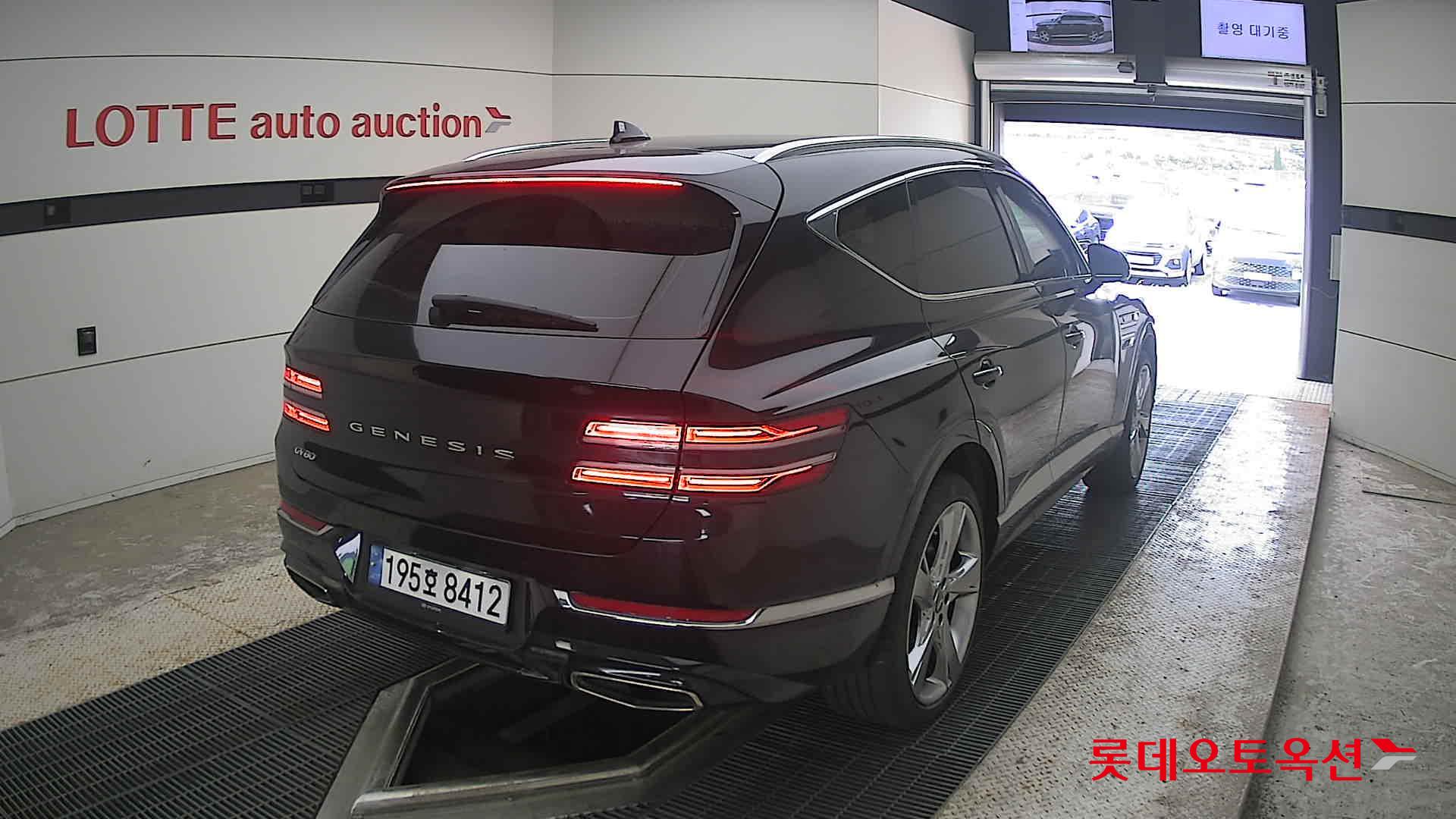2023 - genesis gv80