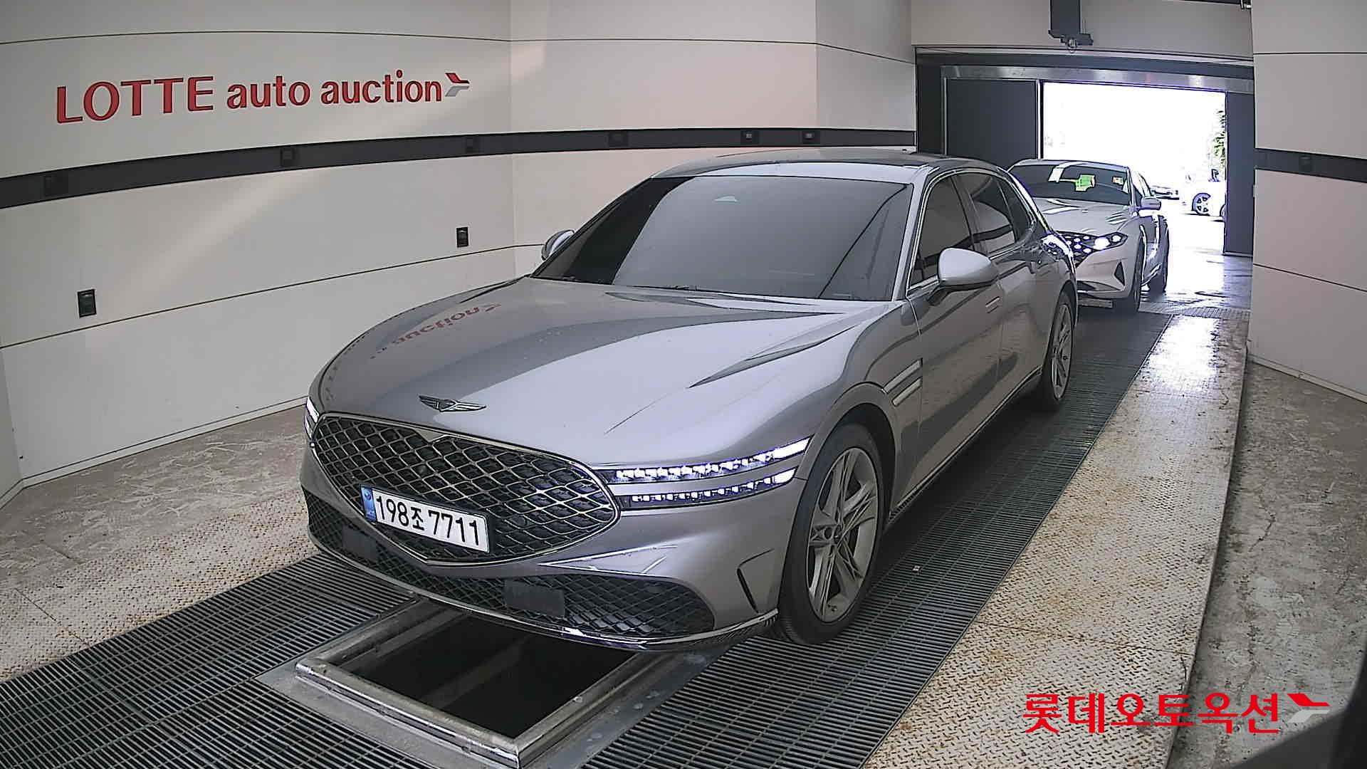 2023 - genesis g90