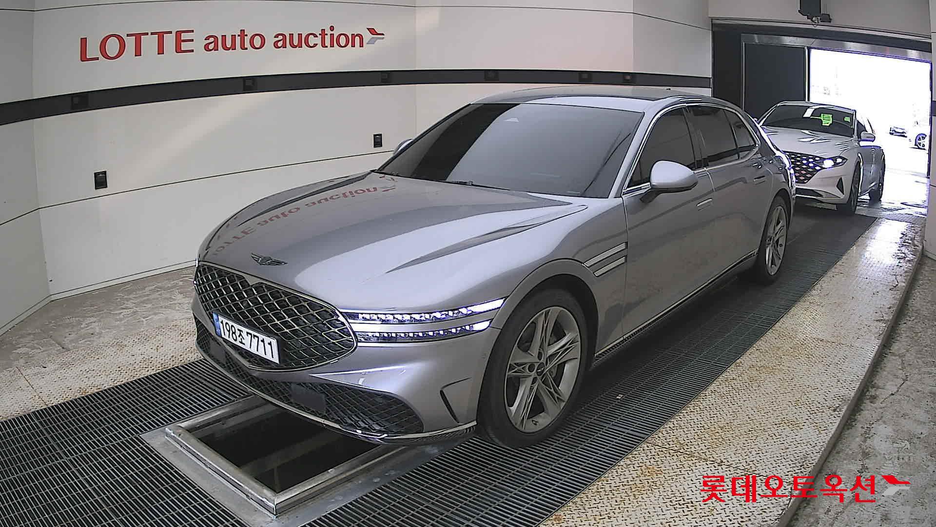 2023 - genesis g90