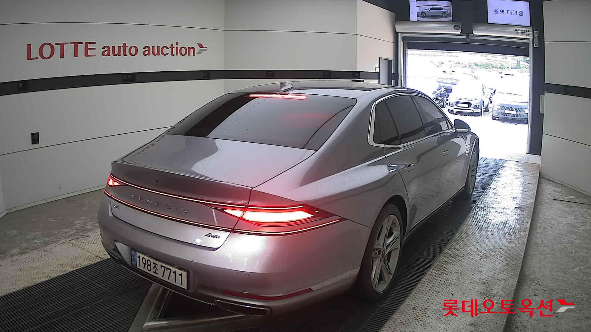 2023 - genesis g90