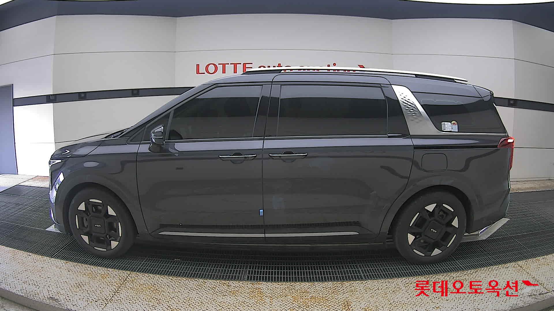 2024 - kia carnival