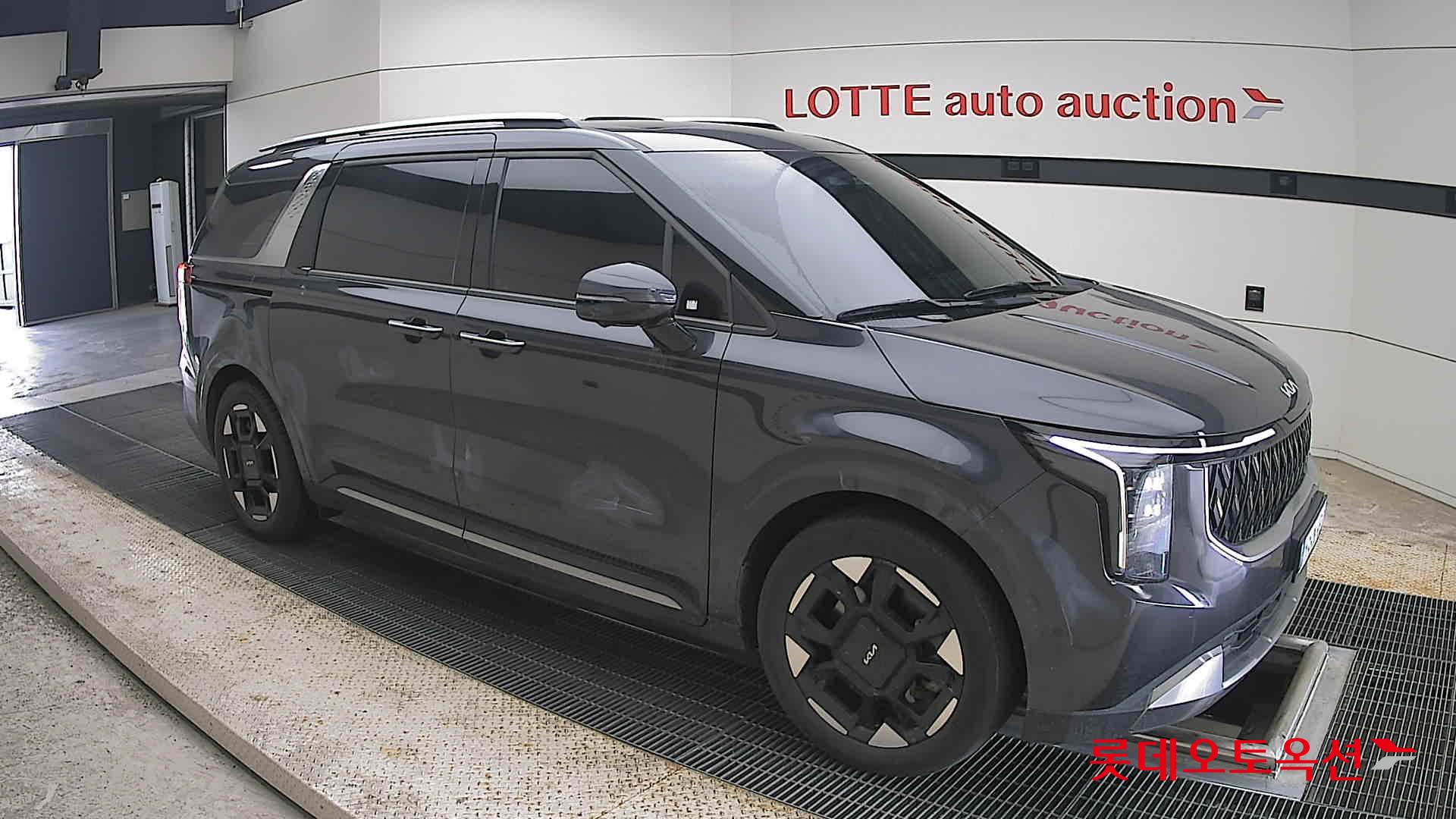 2024 - kia carnival