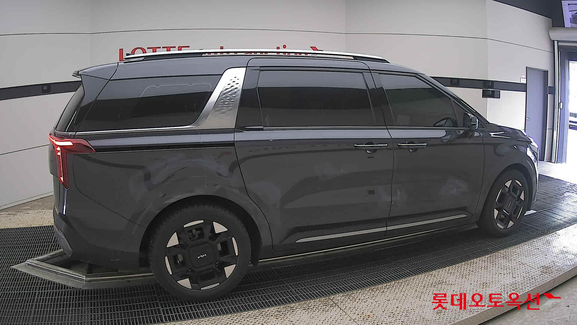 2024 - kia carnival