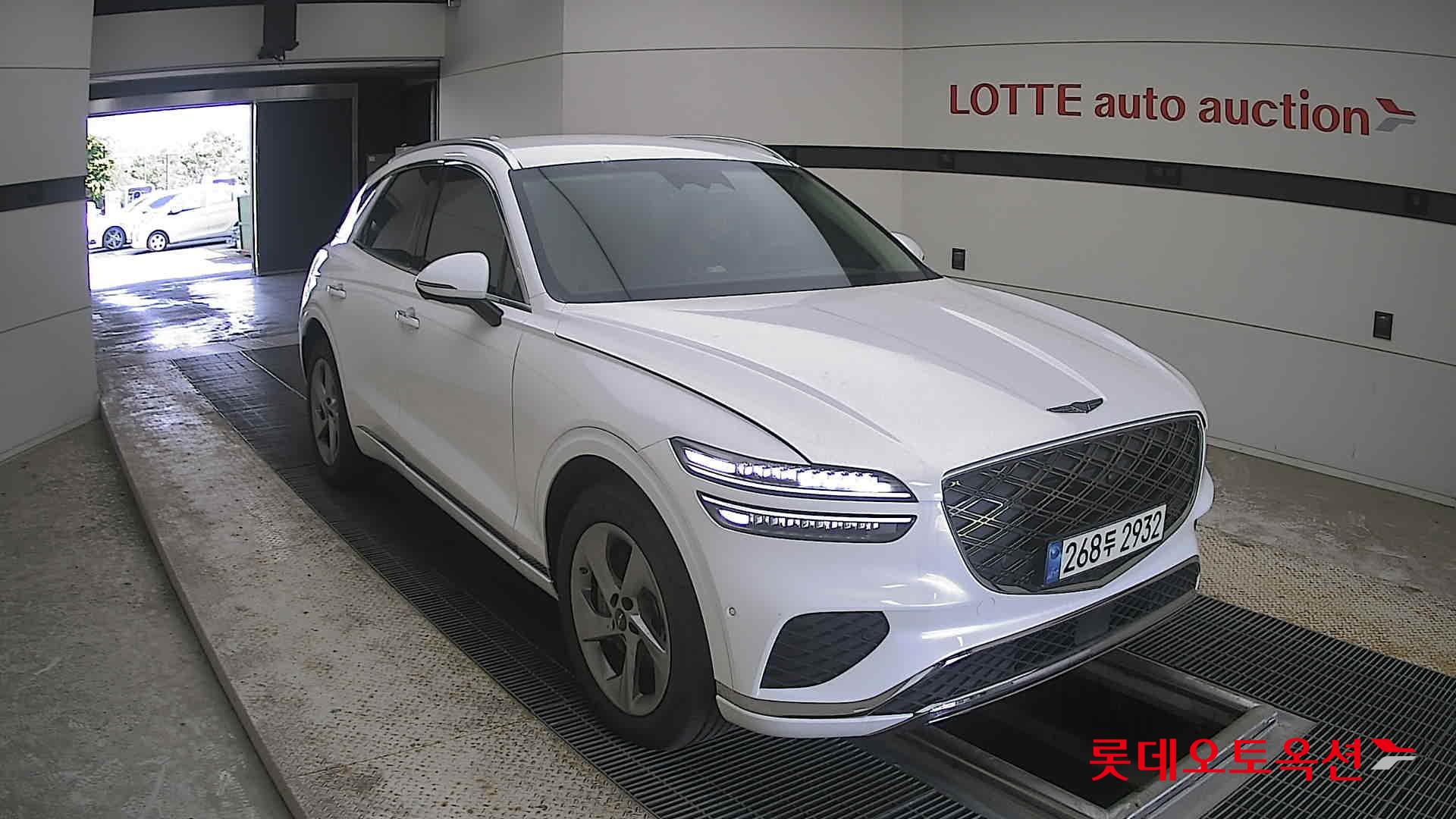 2025 - genesis gv70