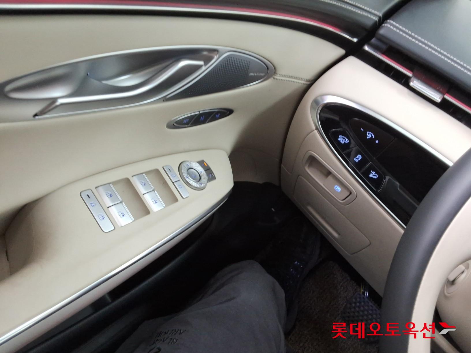 2025 - genesis gv70