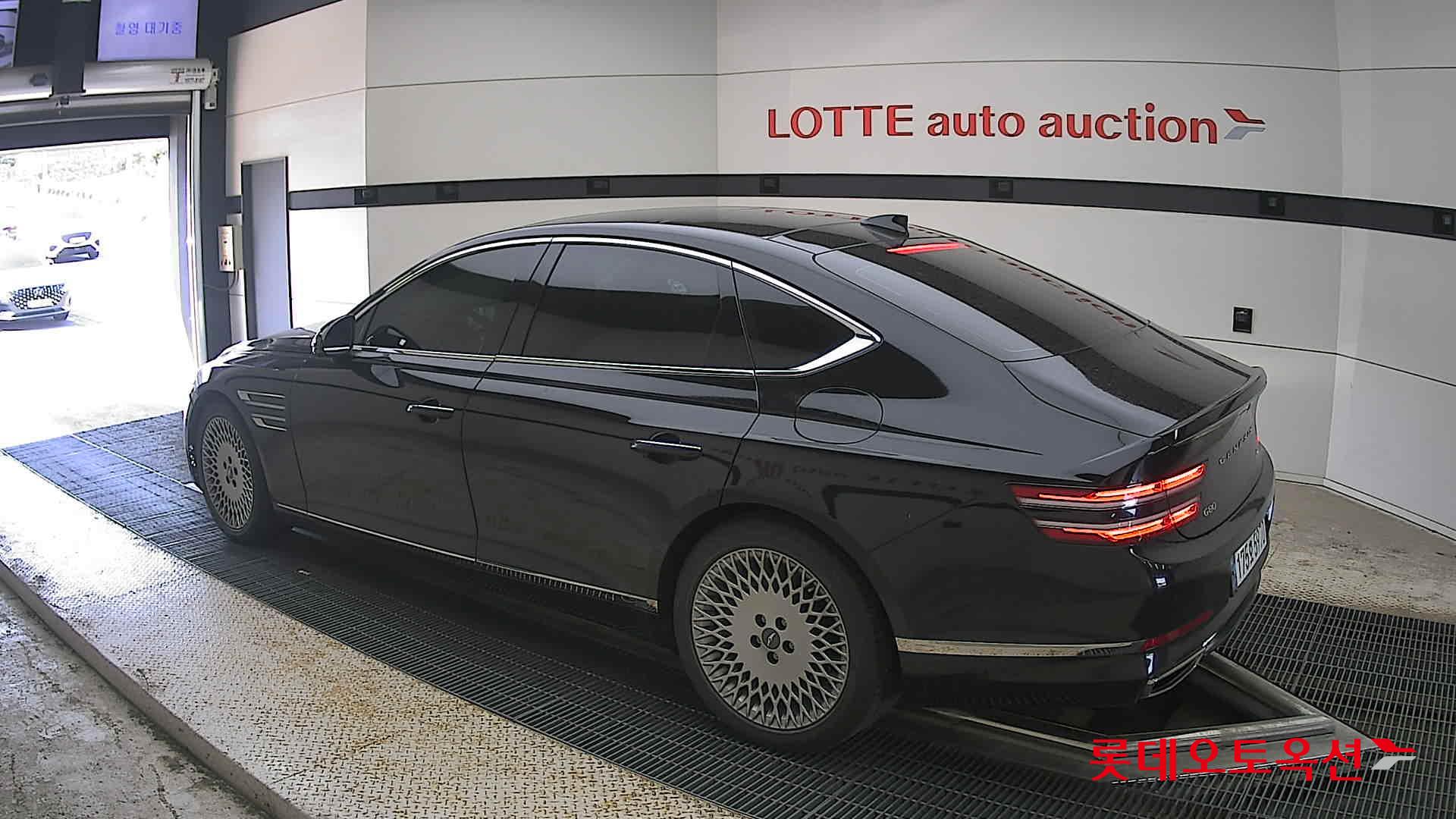 2023 - genesis g80