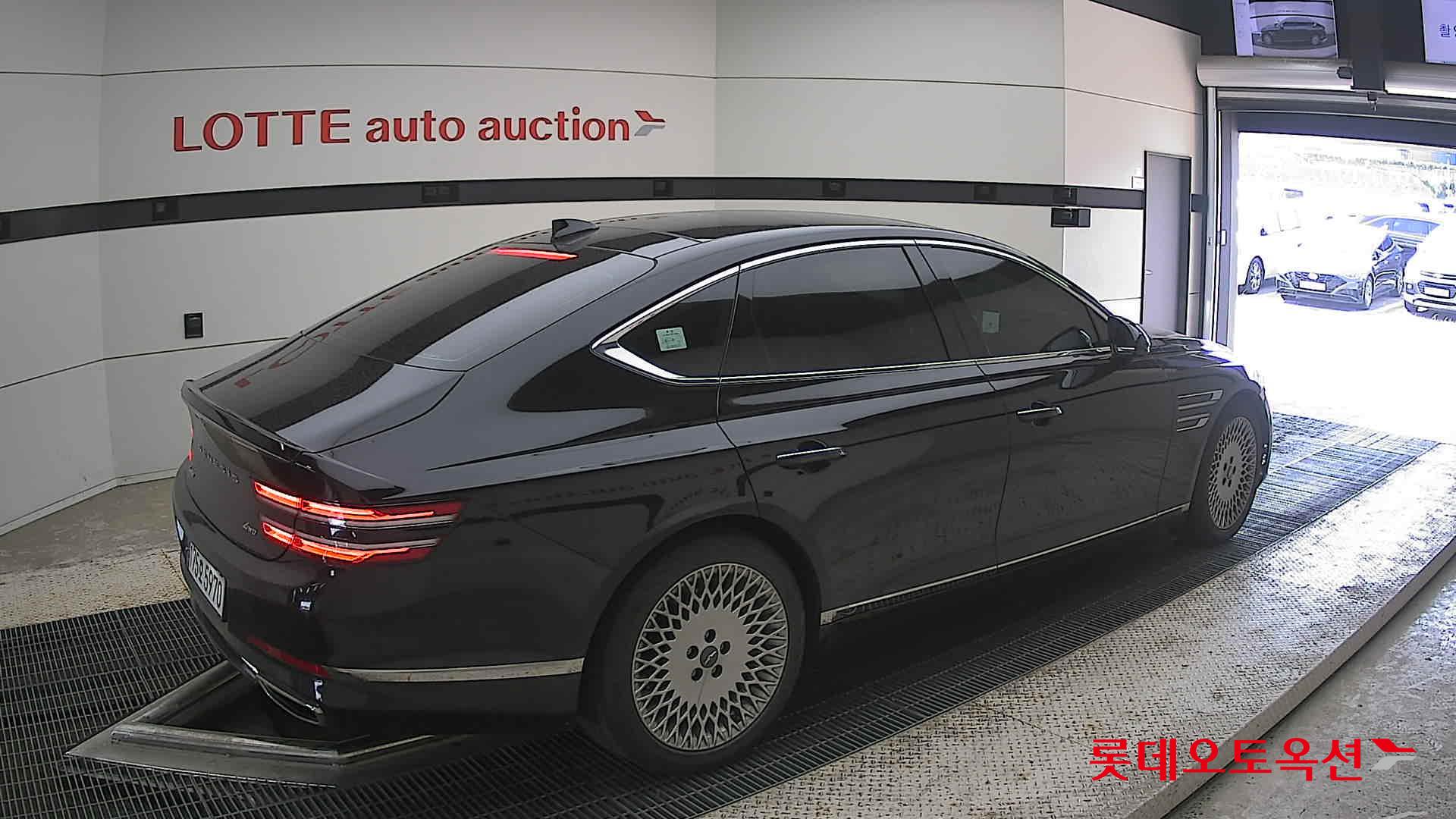 2023 - genesis g80
