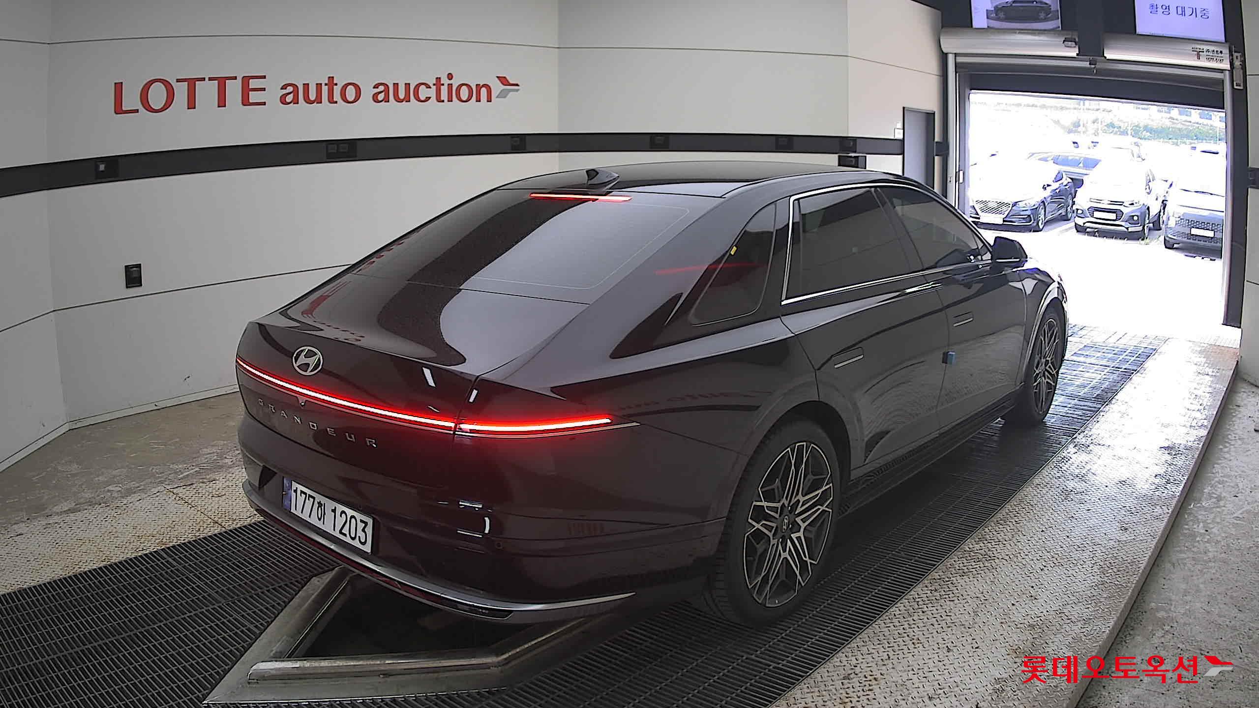 2023 - hyundai grandeur