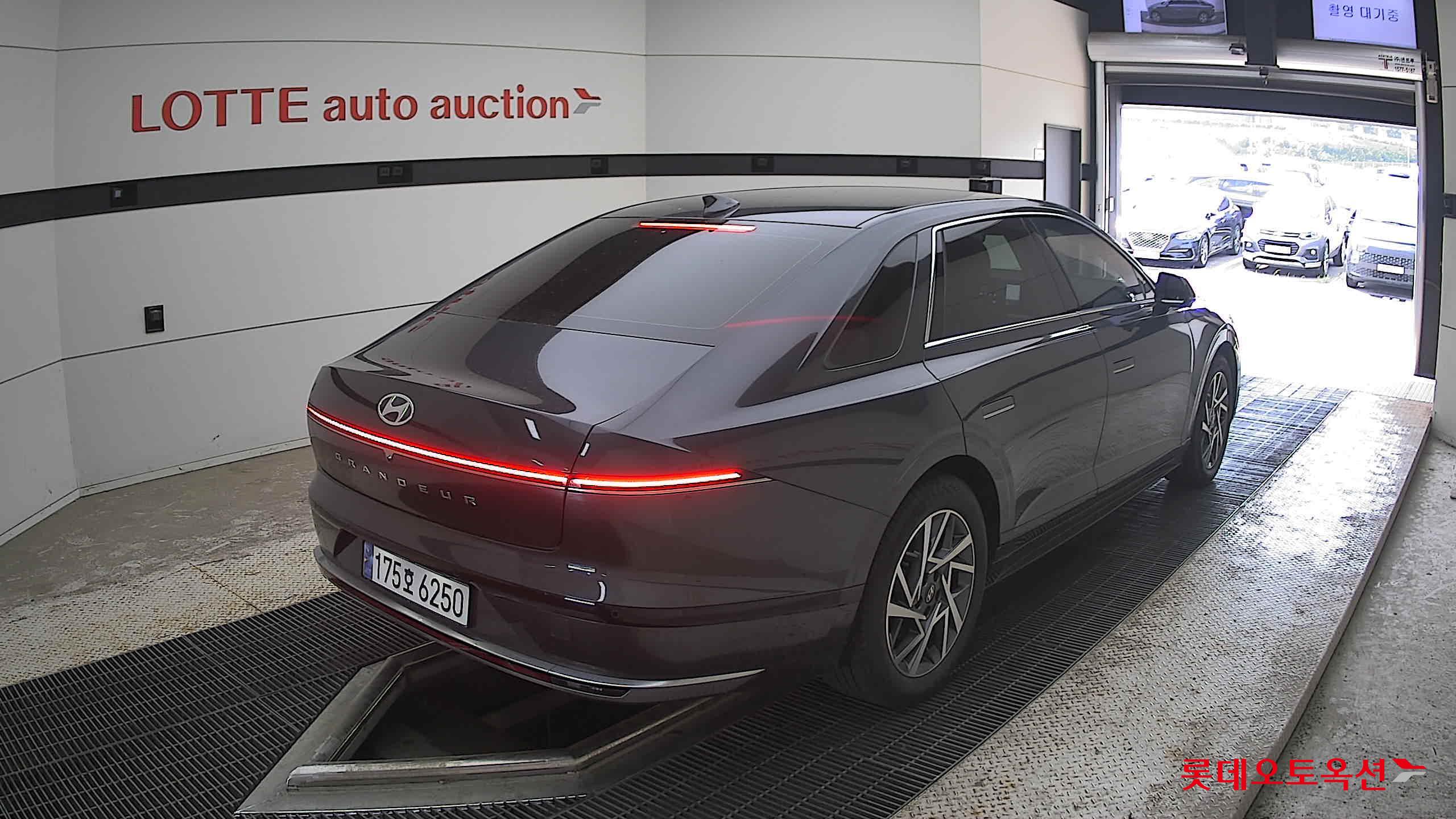 2023 - hyundai grandeur