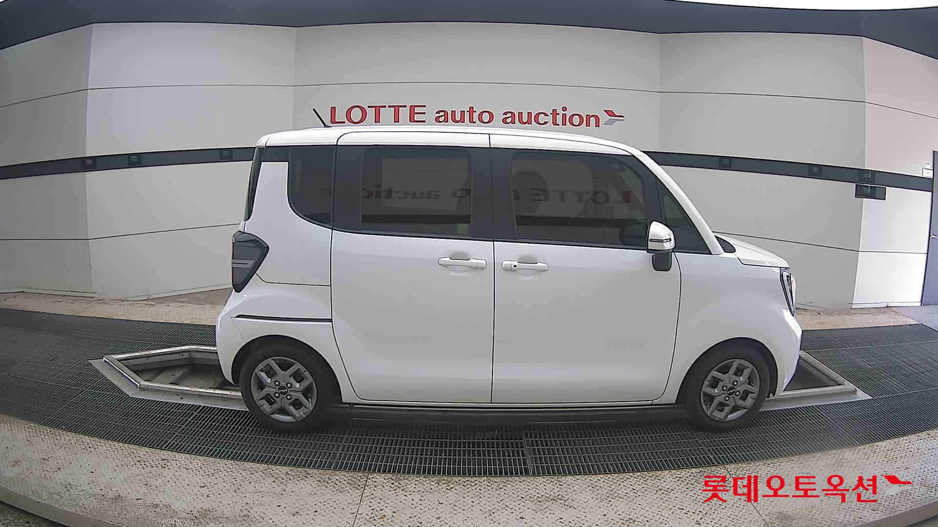 2023 - kia ray