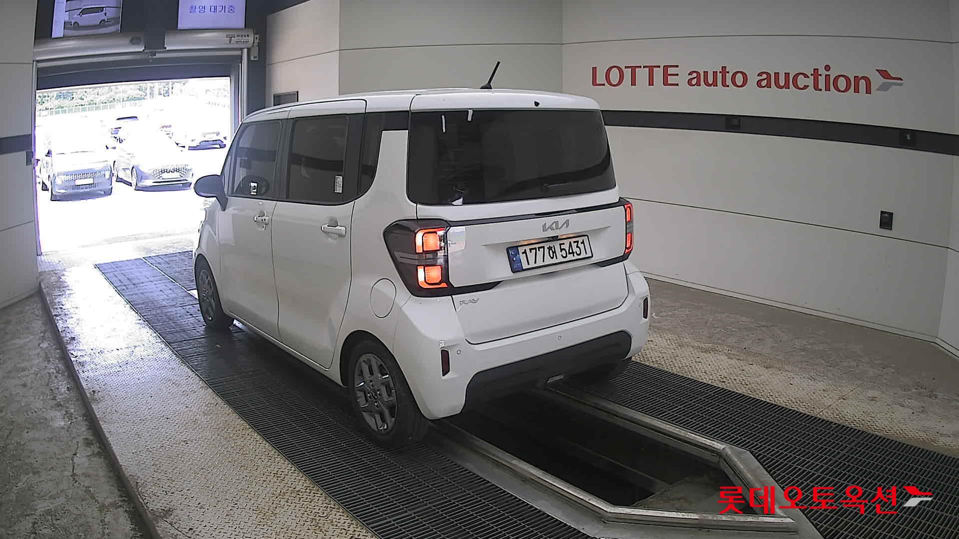 2023 - kia ray