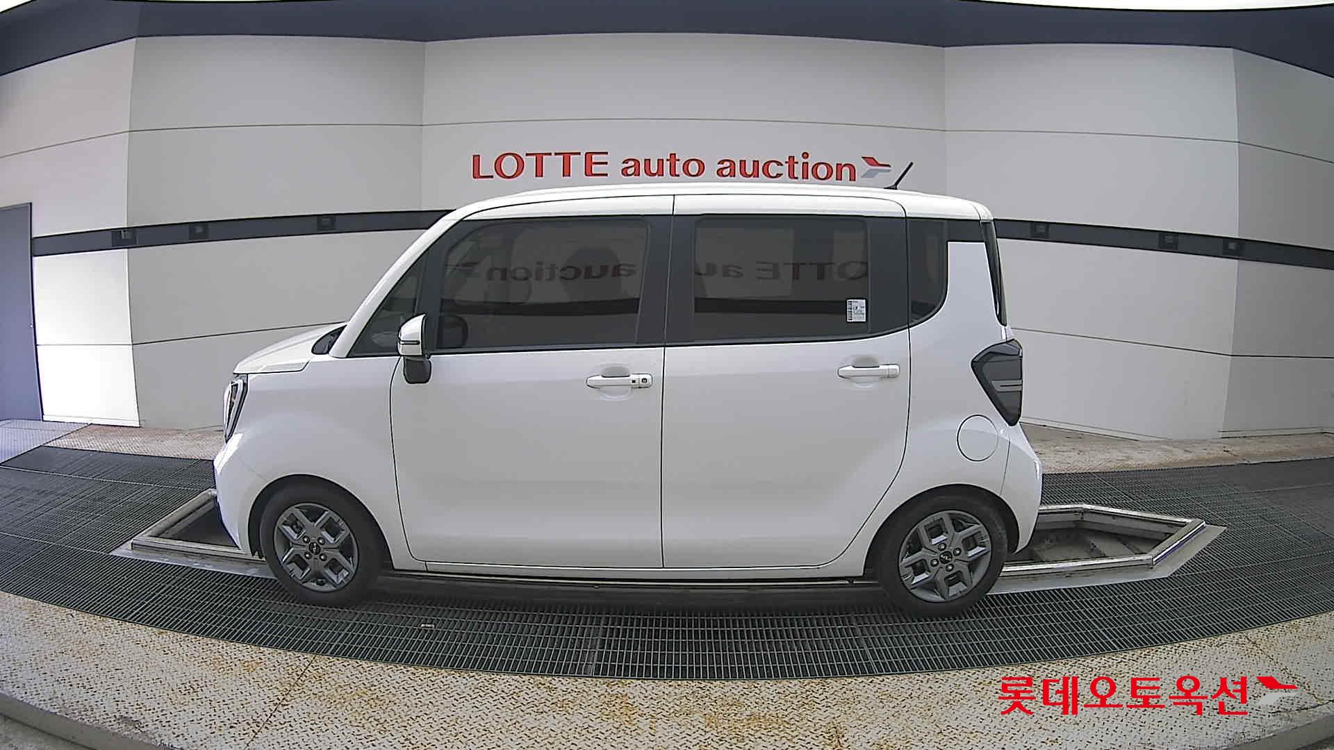 2023 - kia ray