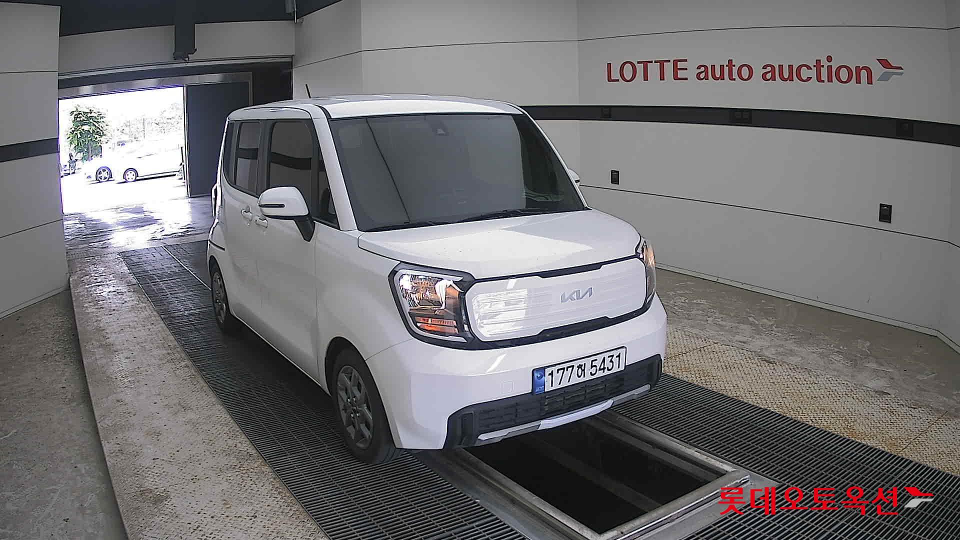 2023 - kia ray