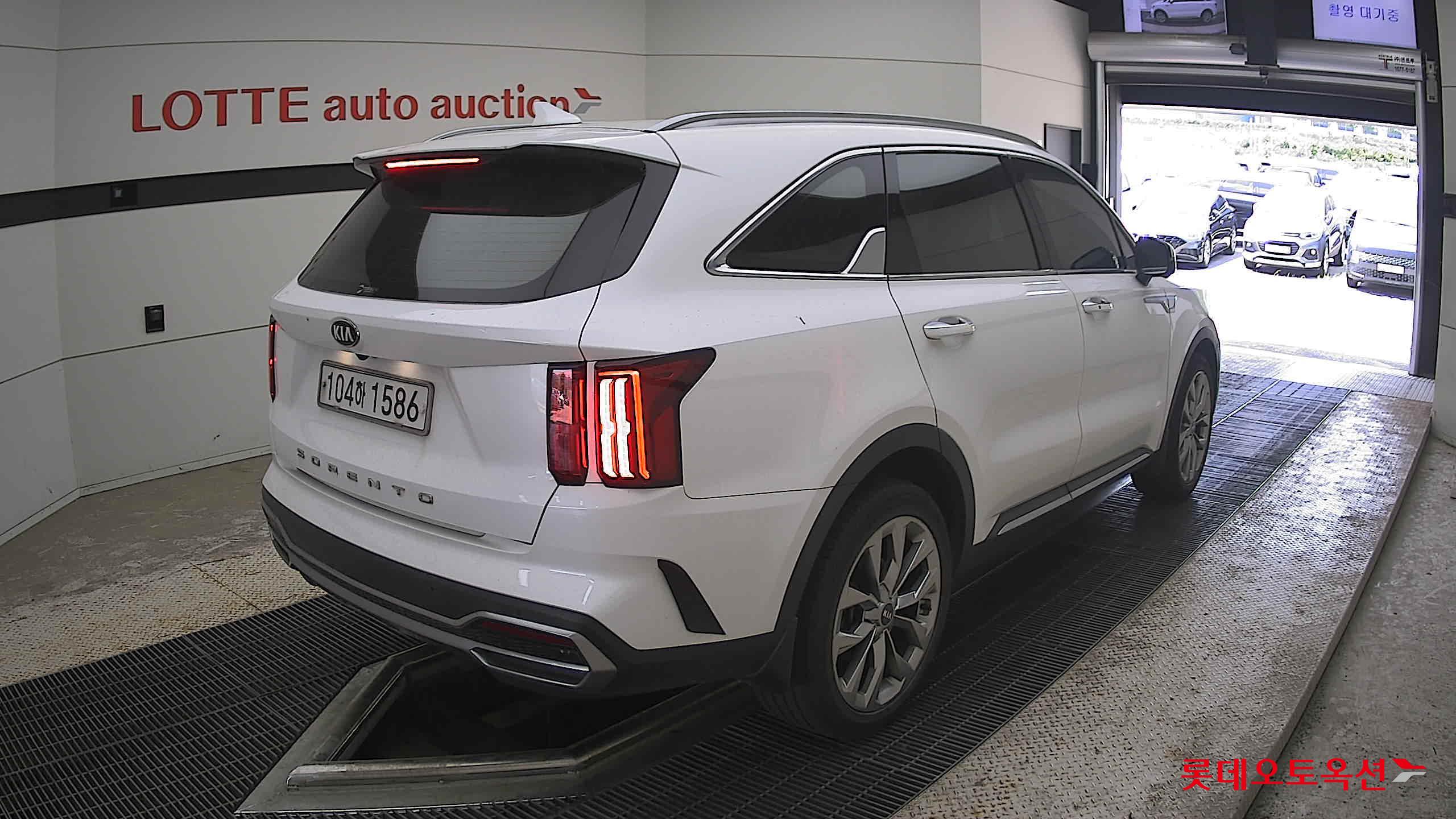 2021 - kia sorento