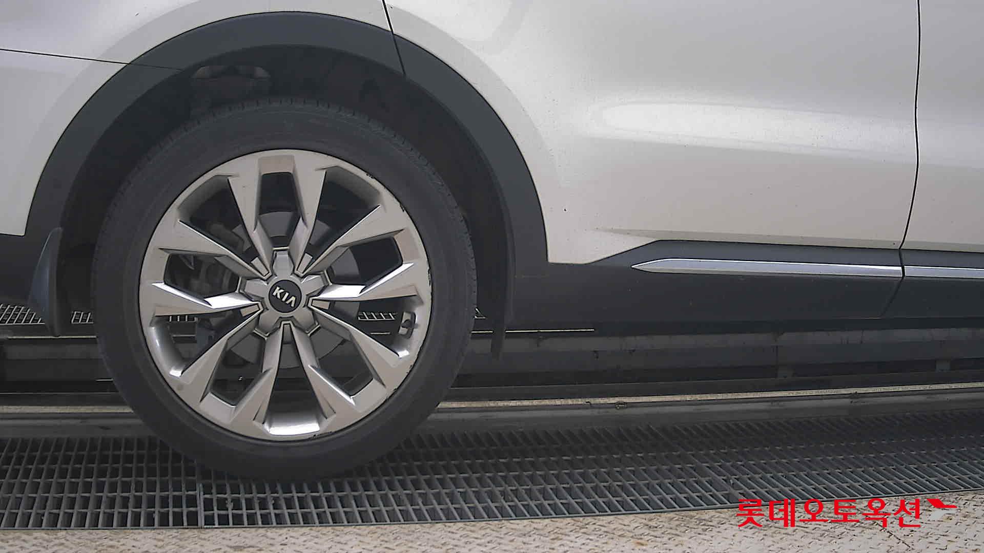 2021 - kia sorento