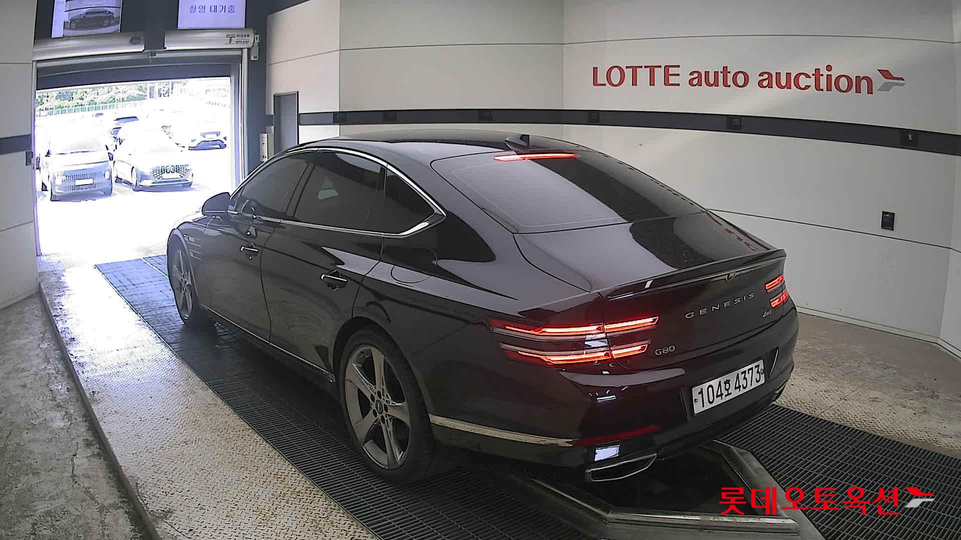 2021 - genesis g80