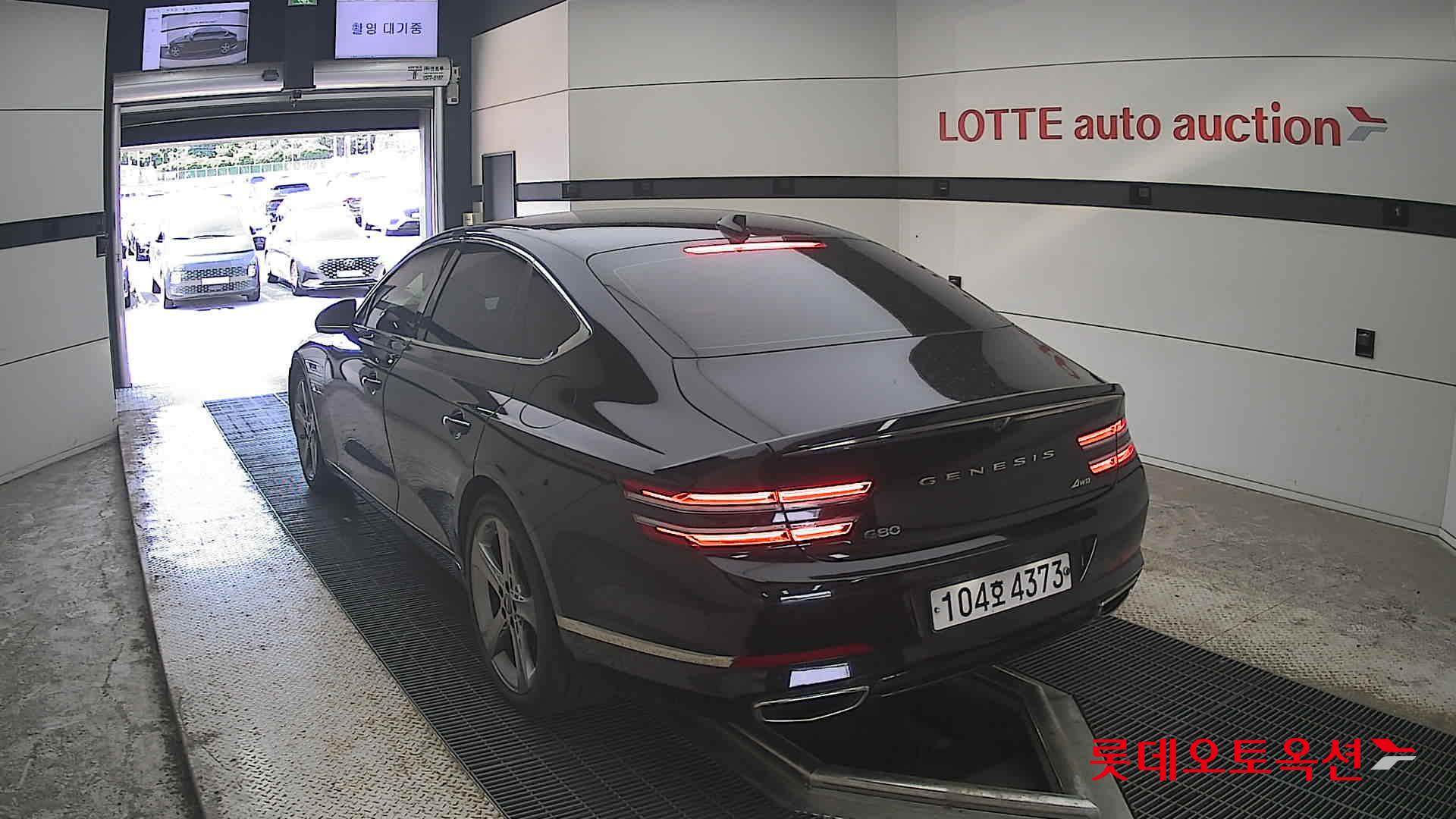 2021 - genesis g80
