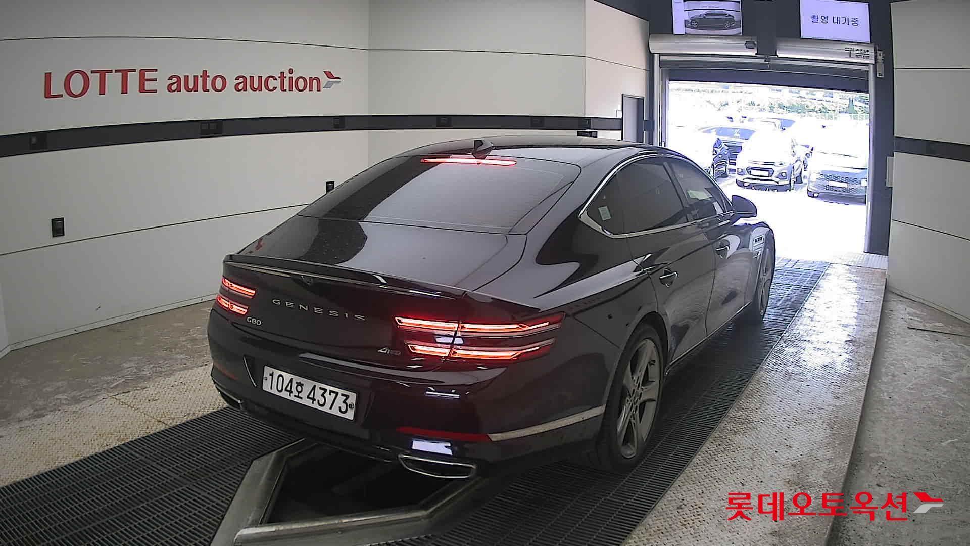 2021 - genesis g80