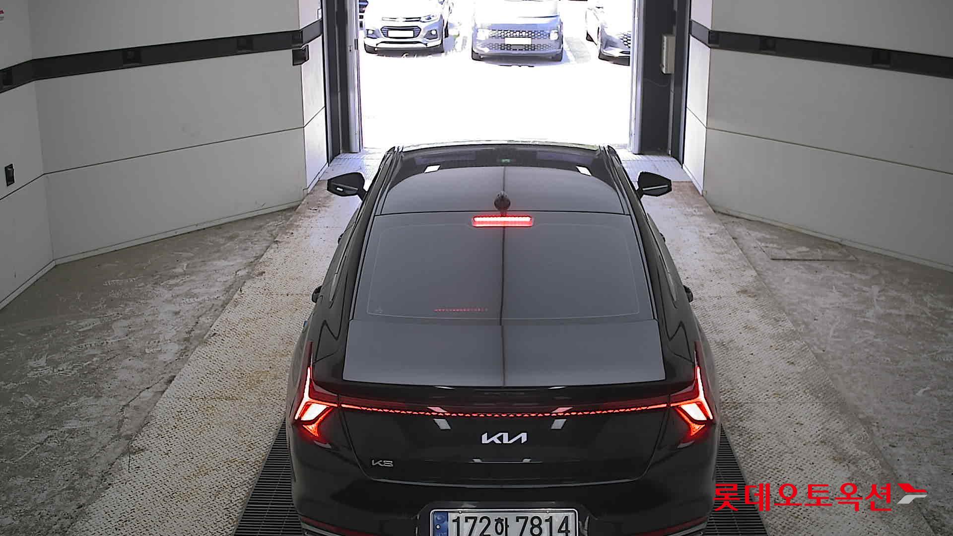 2023 - kia k8