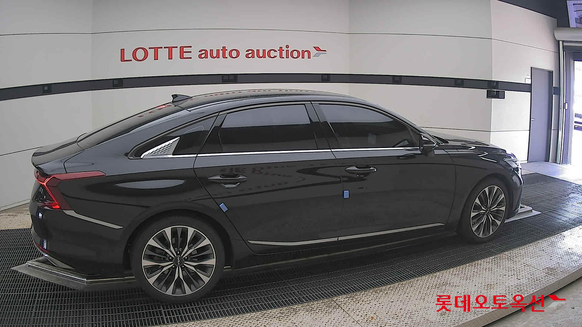2023 - kia k8
