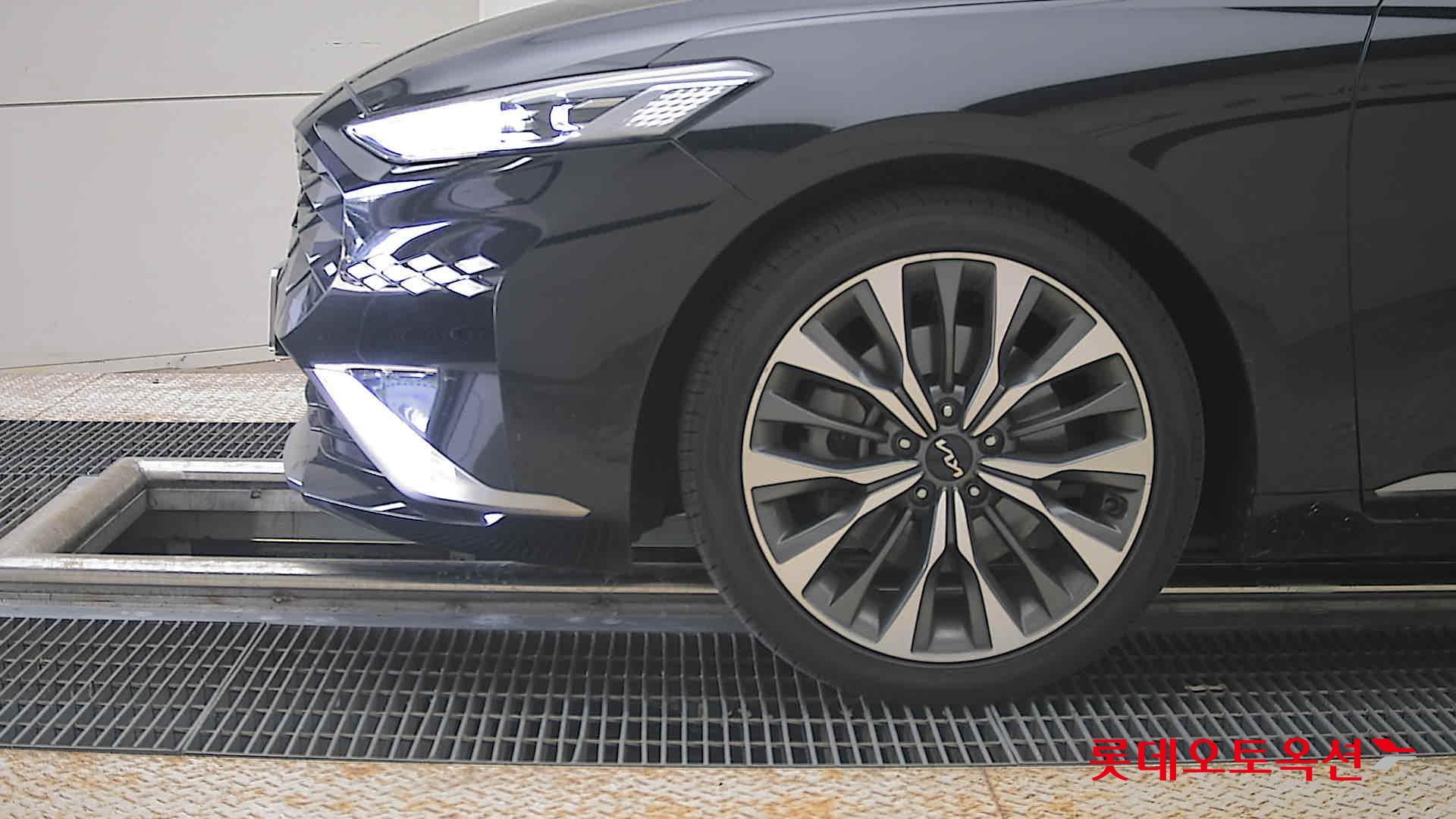 2023 - kia k8