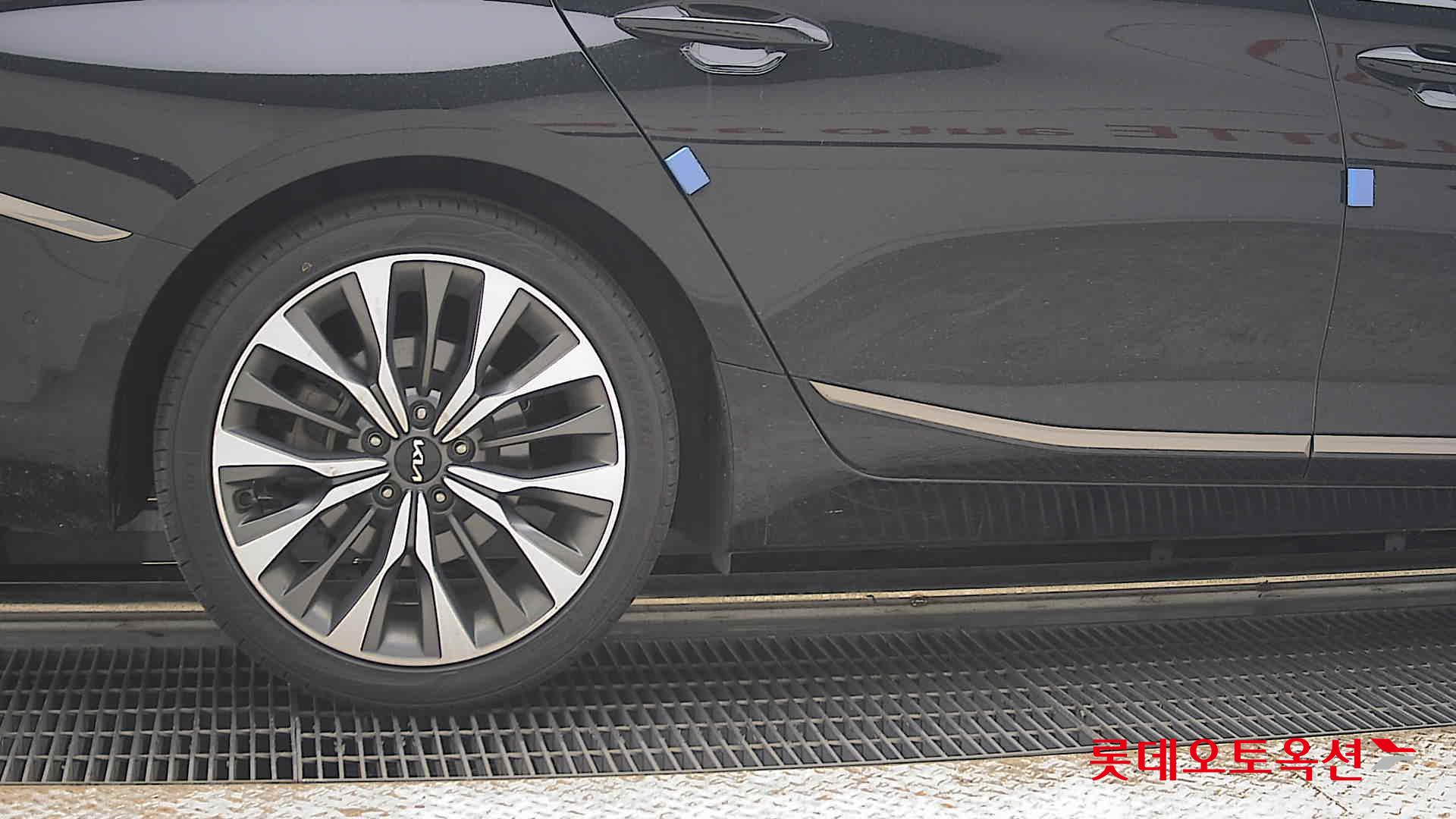 2023 - kia k8