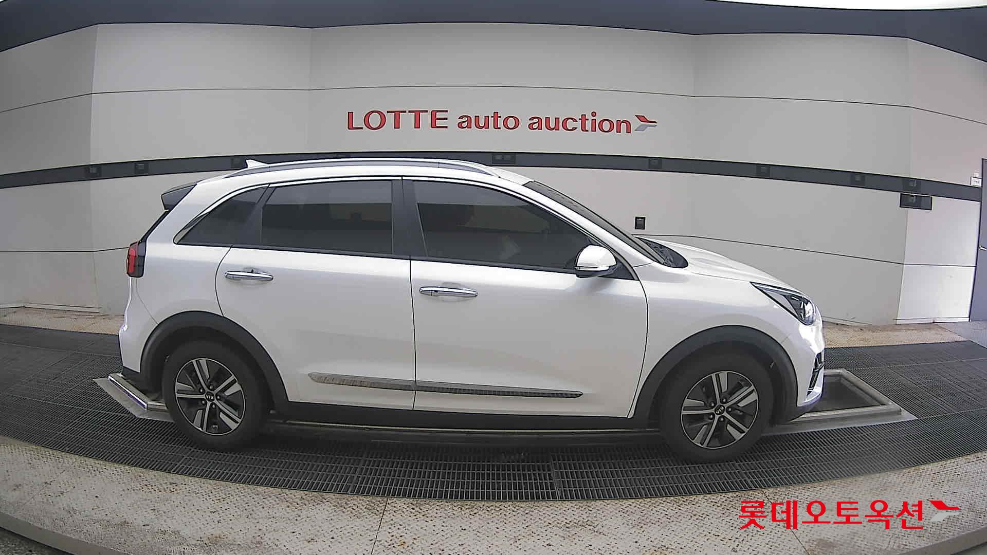 2020 - kia niro