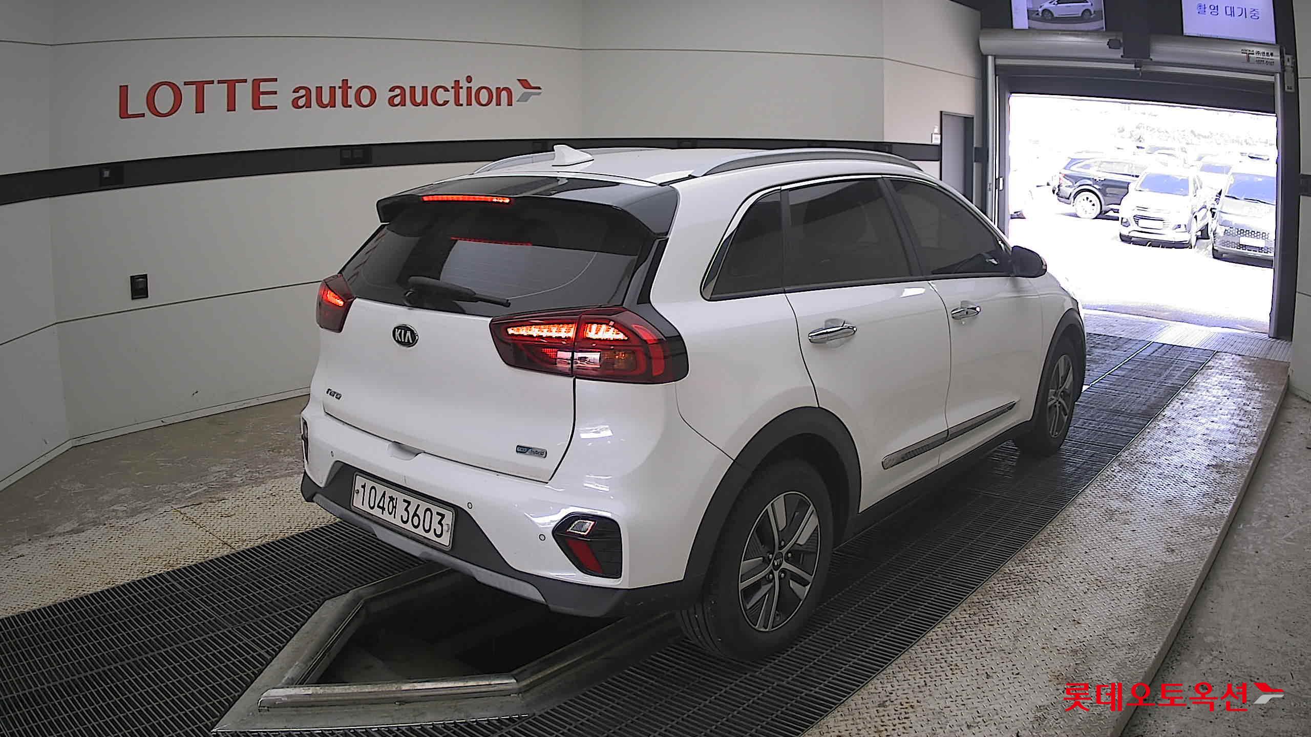 2020 - kia niro