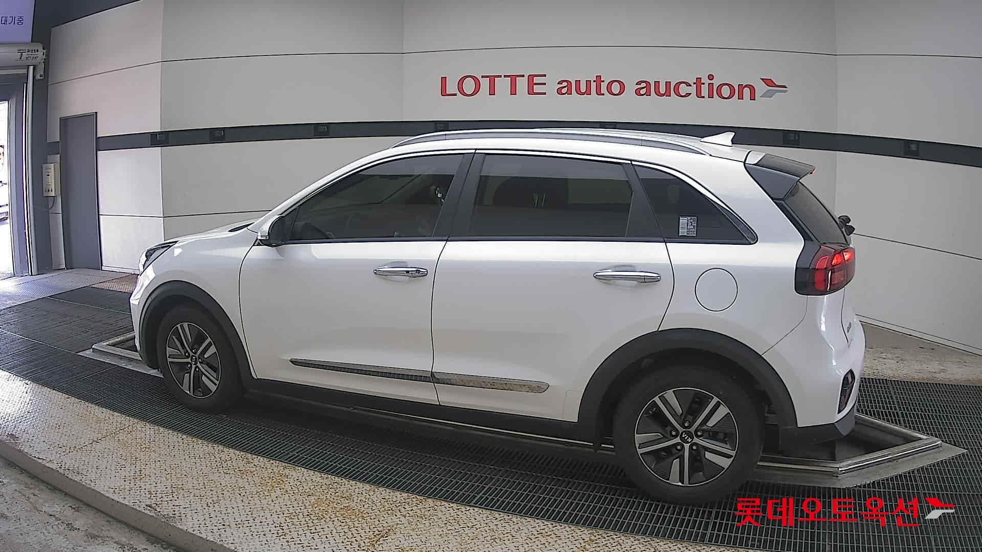 2020 - kia niro