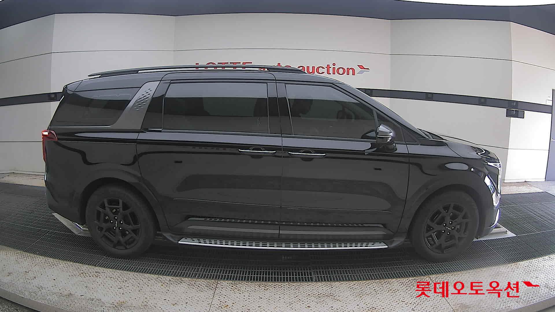 2025 - kia carnival